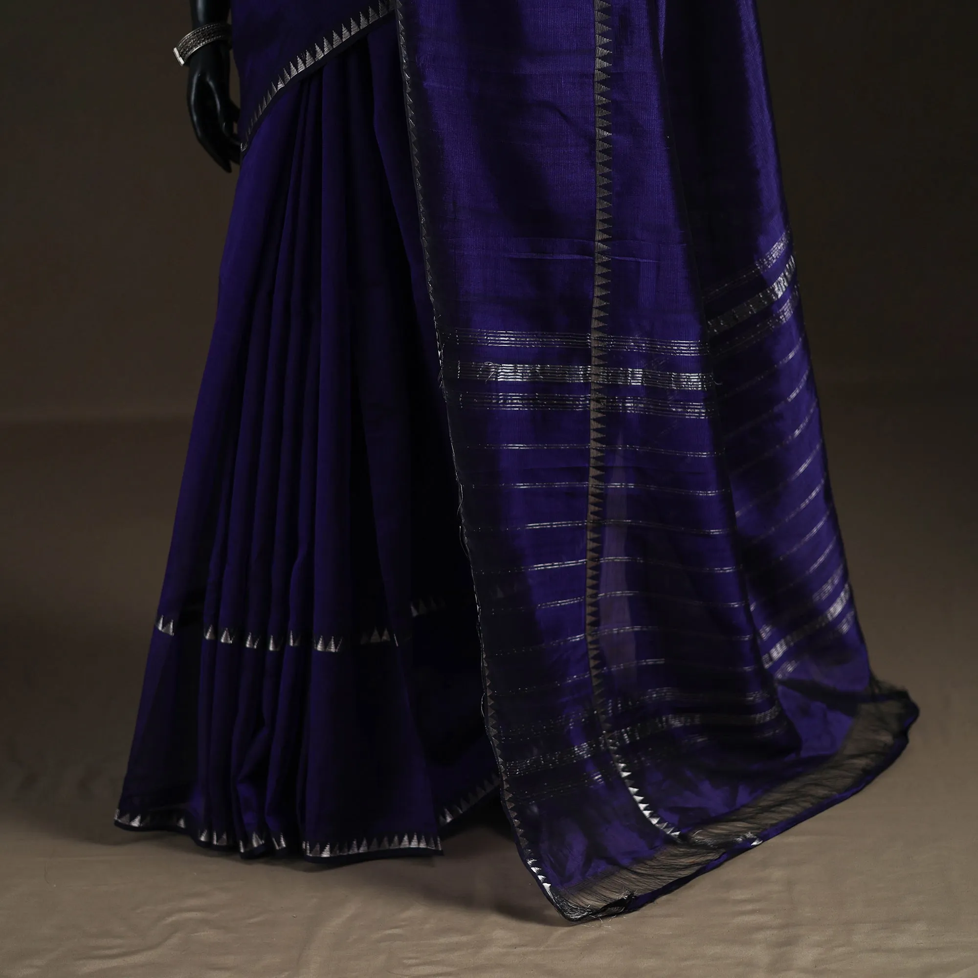 Blue - Mangalagiri Handwoven Pure Silk Pattu Saree 28 sold by Itokri product image thumbnail 4