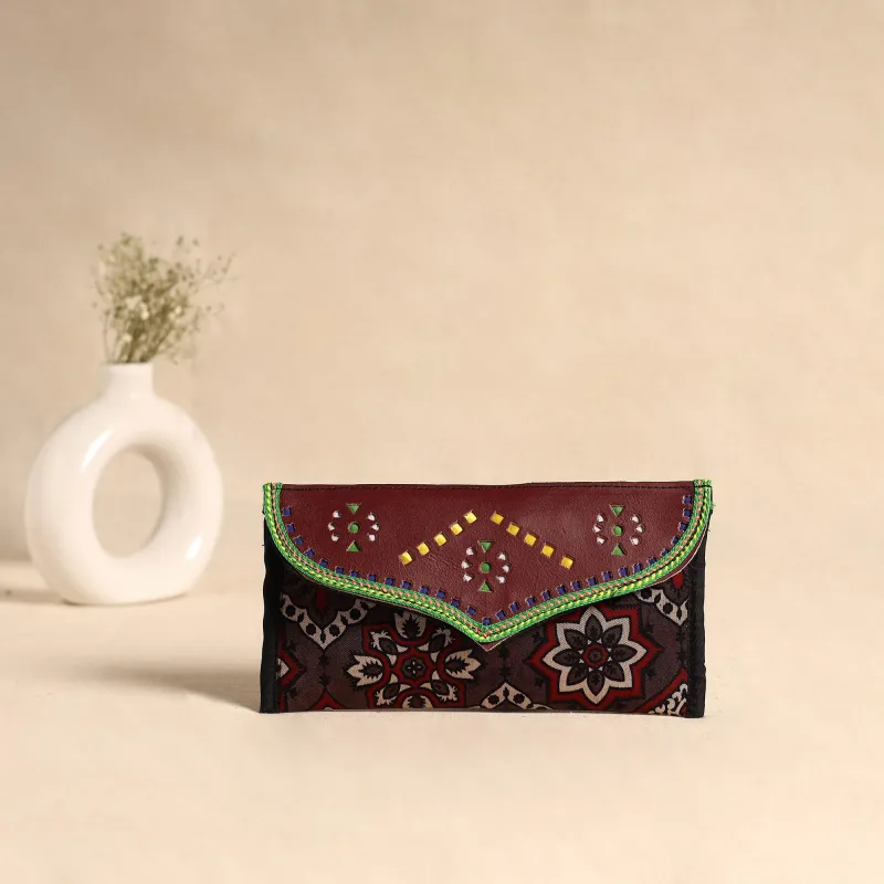 Traditional Kutch Mashru Silk Leather Flap Clutch / Wallet 112 made by Itokri