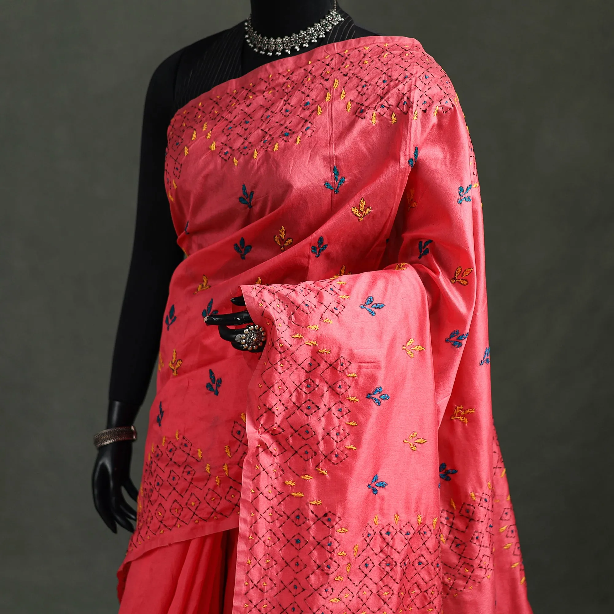 Red - Bengal Nakshi Kantha Hand Embroidered Silk Saree 47 sold by Itokri product image thumbnail 2