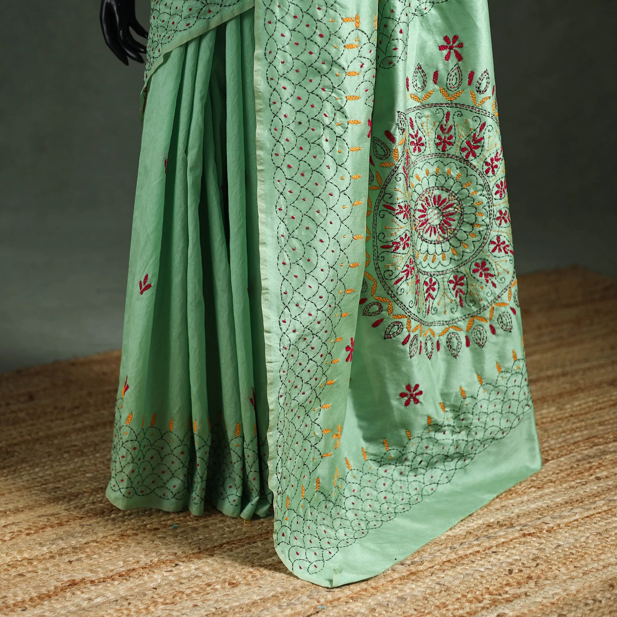 Green - Bengal Nakshi Kantha Hand Embroidered Silk Saree 35 sold by Itokri product image thumbnail 4