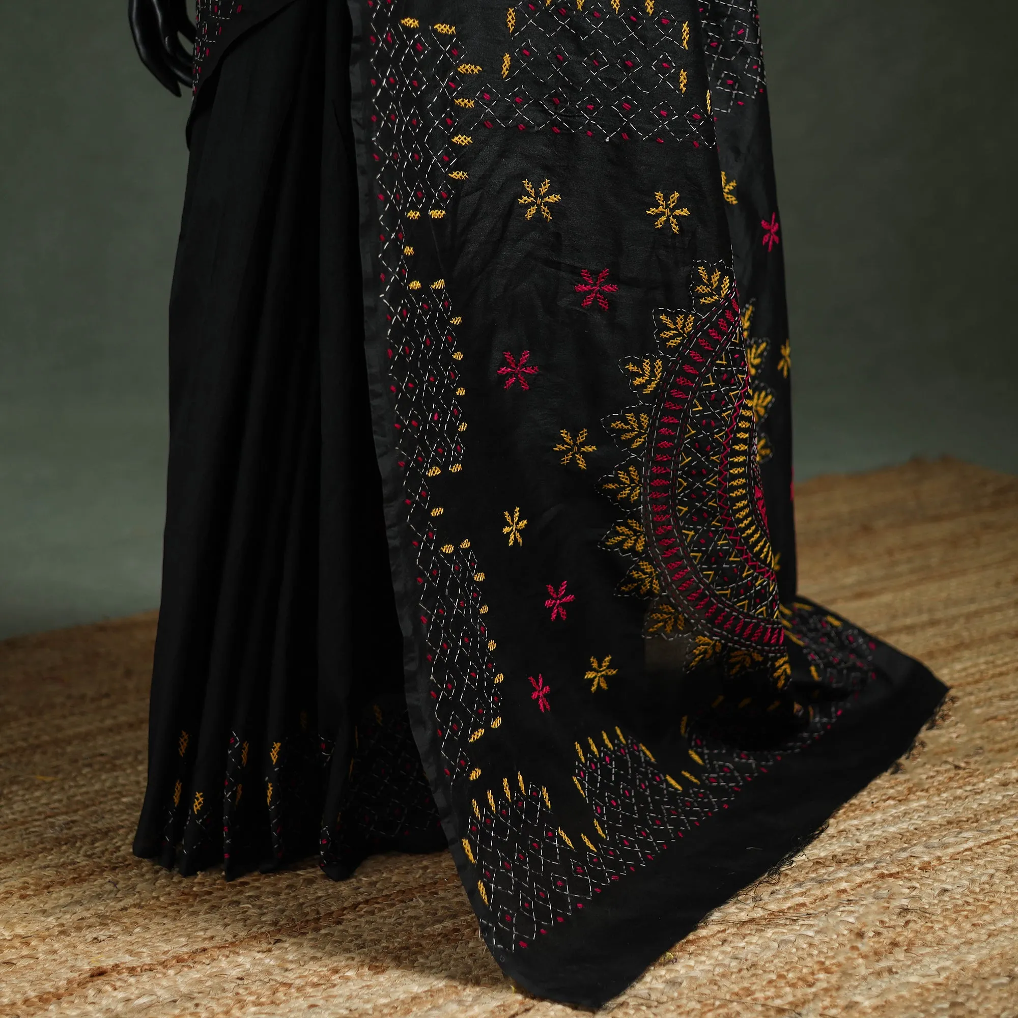 Black - Bengal Nakshi Kantha Hand Embroidered Silk Saree 19 sold by Itokri product image thumbnail 4