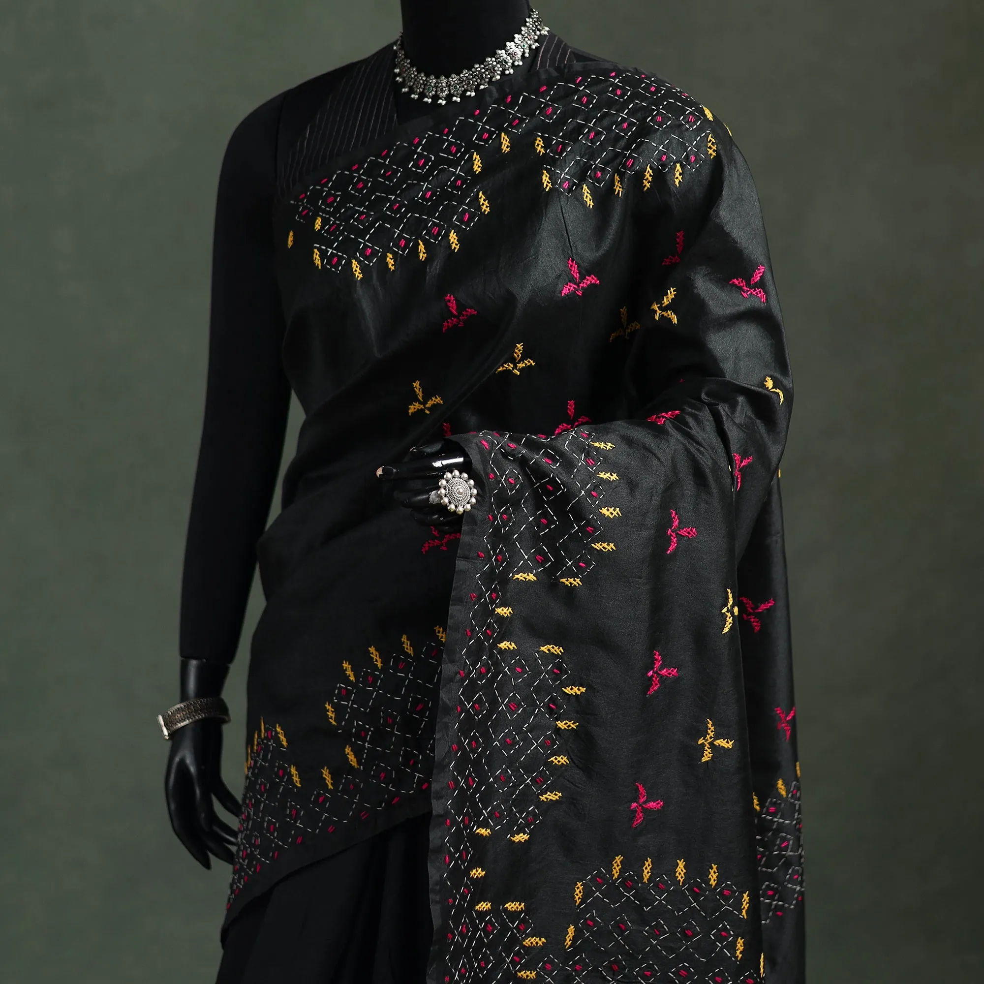 Black - Bengal Nakshi Kantha Hand Embroidered Silk Saree 19 sold by Itokri product image thumbnail 2
