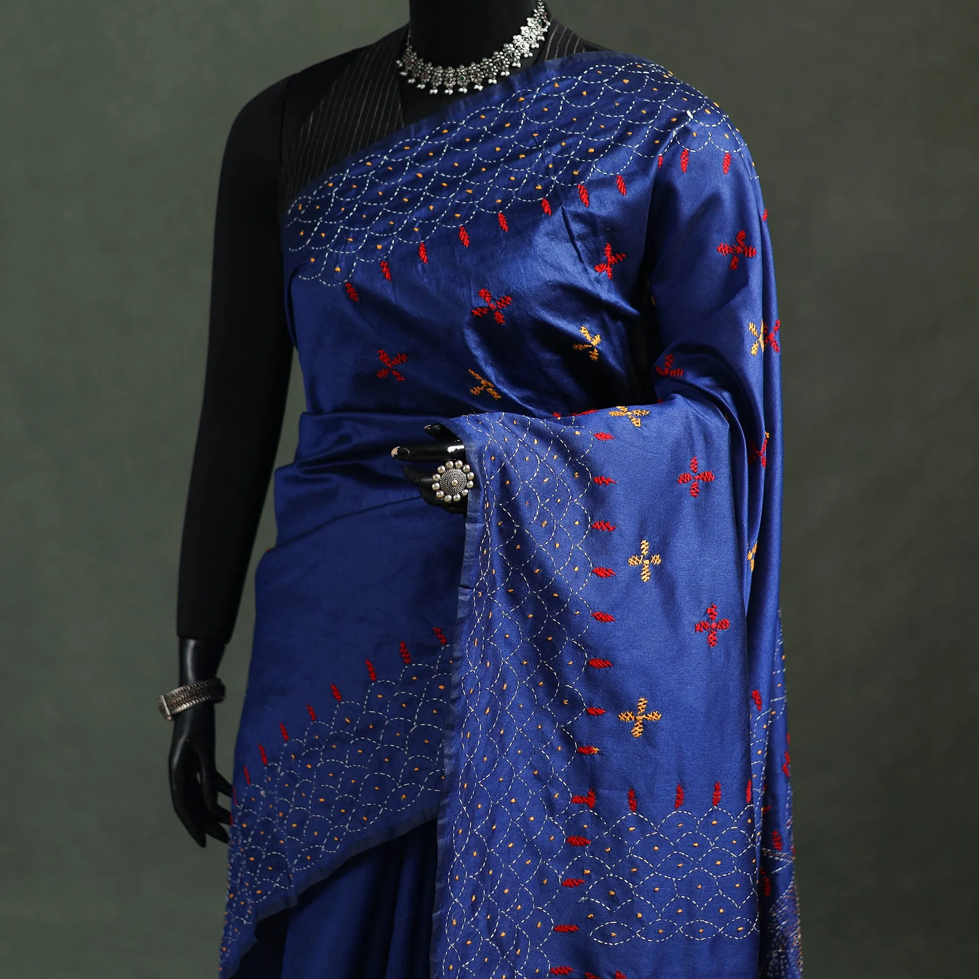 Blue - Bengal Nakshi Kantha Hand Embroidered Silk Saree 11 sold by Itokri product image thumbnail 2