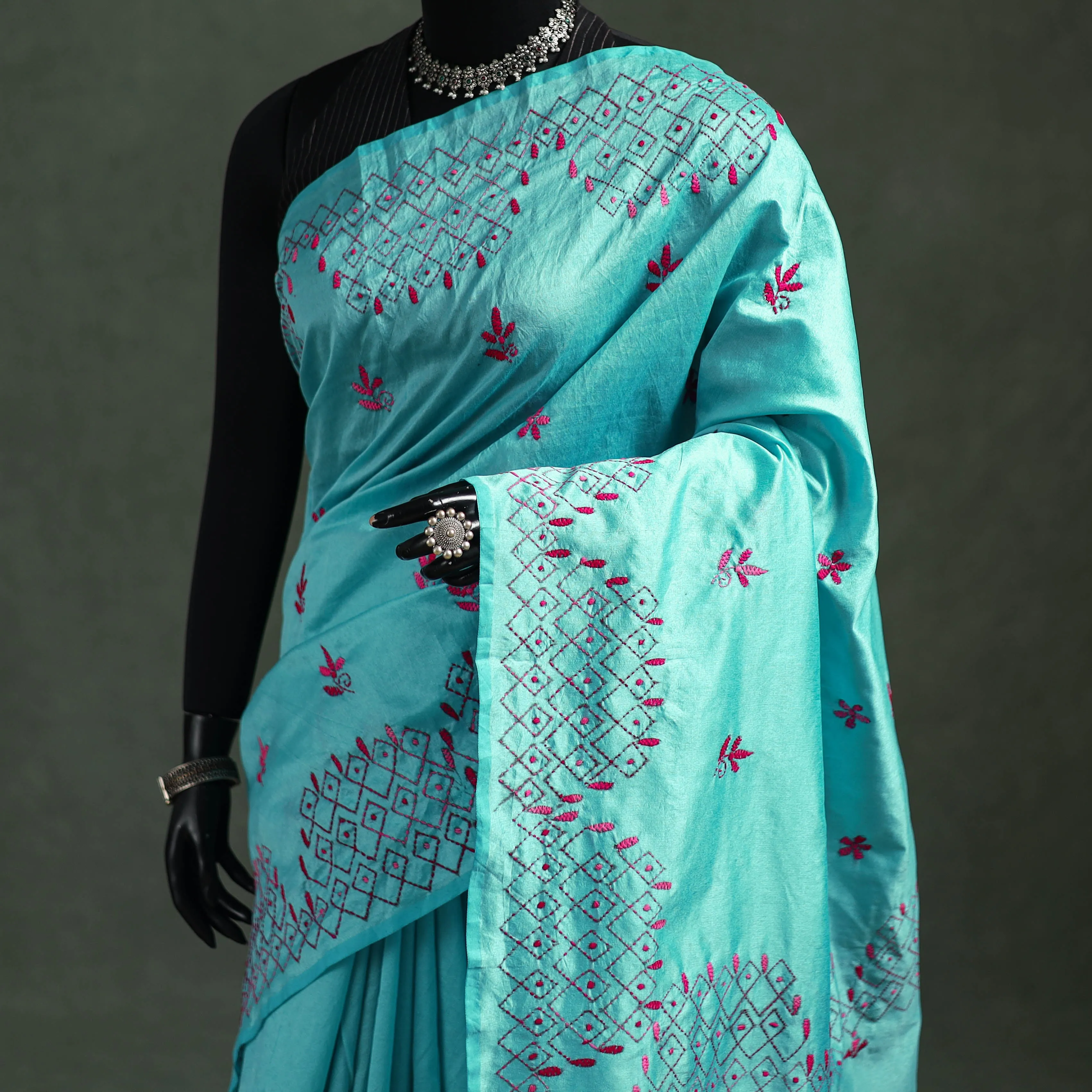 Blue - Bengal Nakshi Kantha Hand Embroidered Silk Saree 01 sold by Itokri product image thumbnail 2