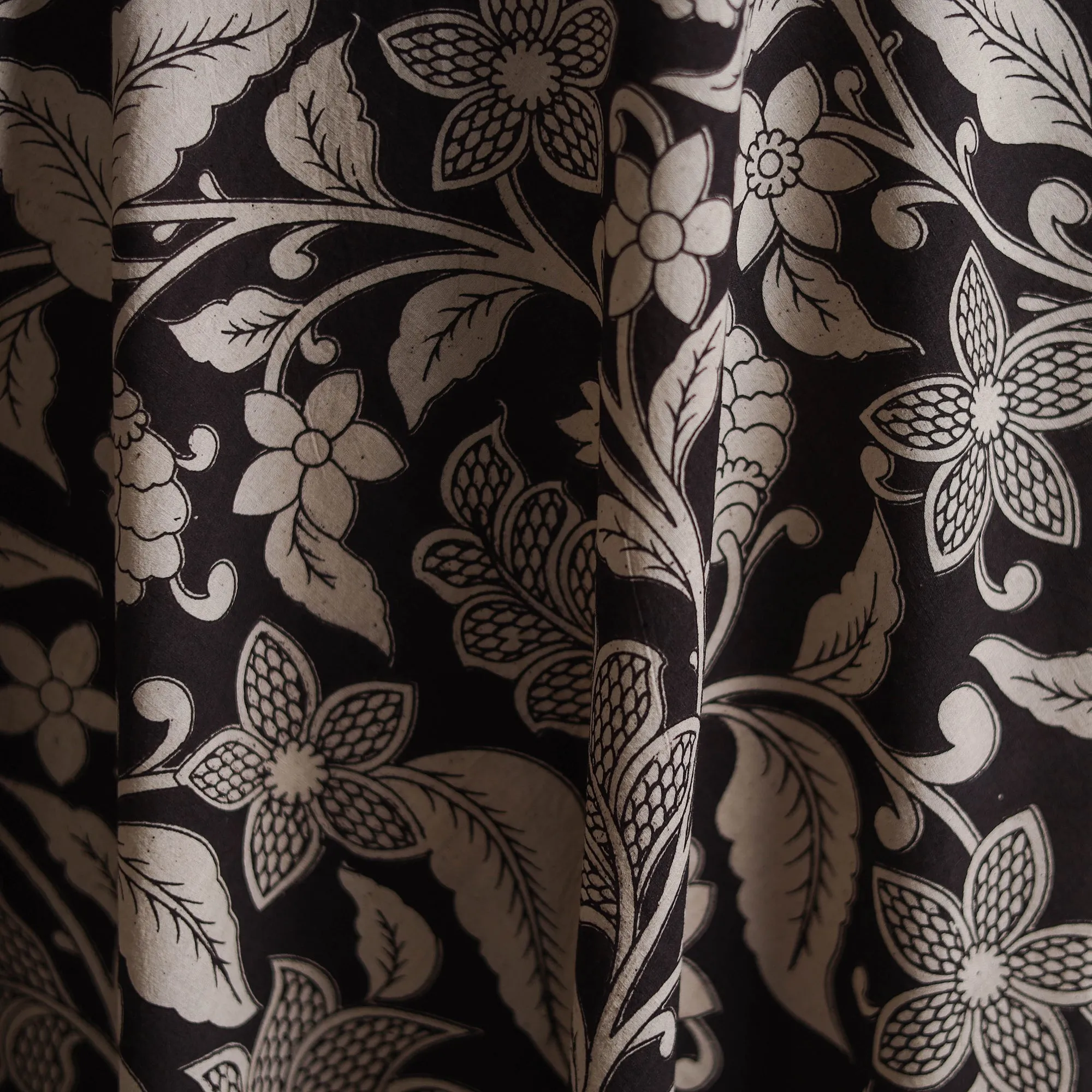 Black - Kalamkari Printed Cotton Fabric 31 sold by Itokri product image thumbnail 3
