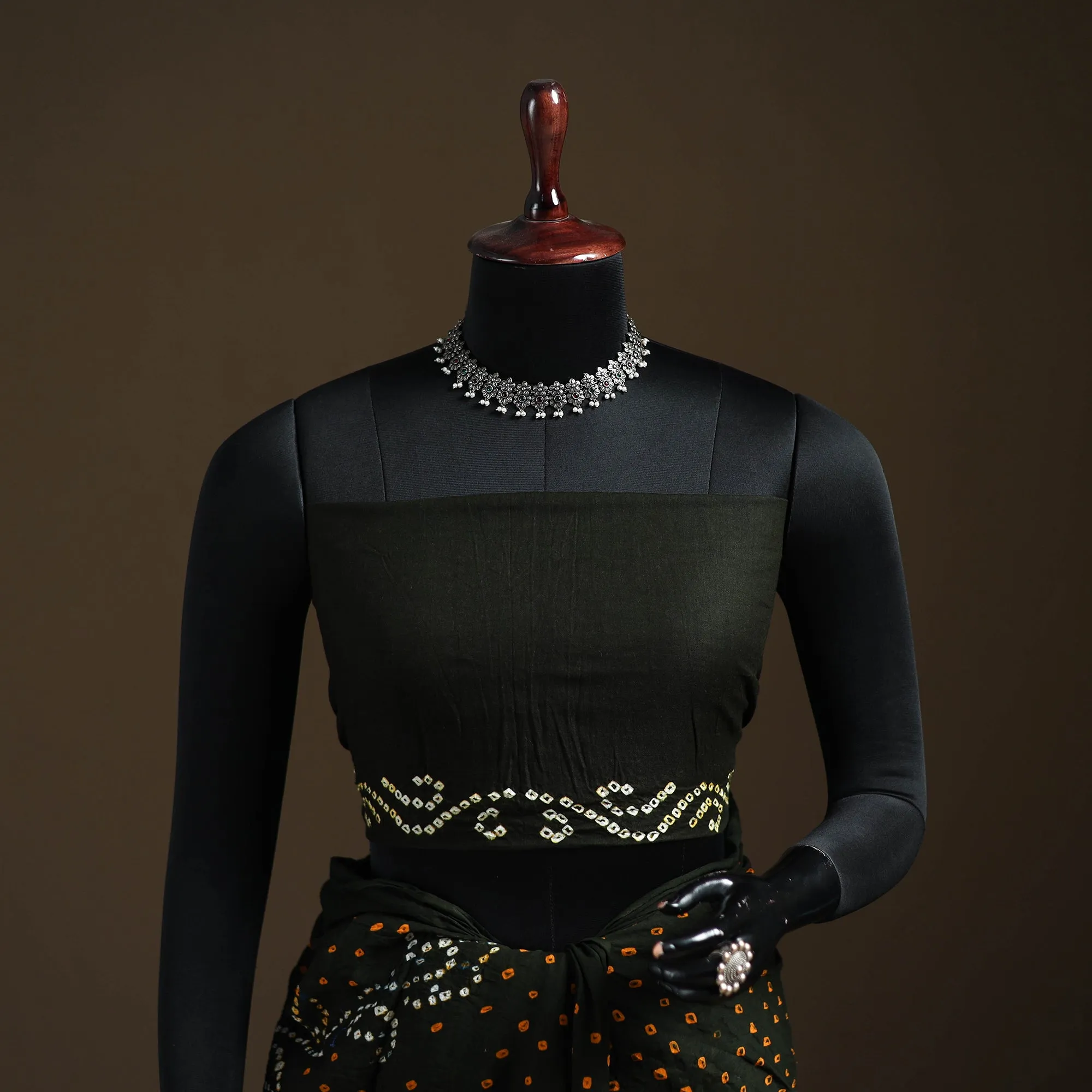 Green - Kutch Tie-Dye Pure Mul Cotton Rai Bandhani Saree with Blouse Piece 08 sold by Itokri product image thumbnail 3