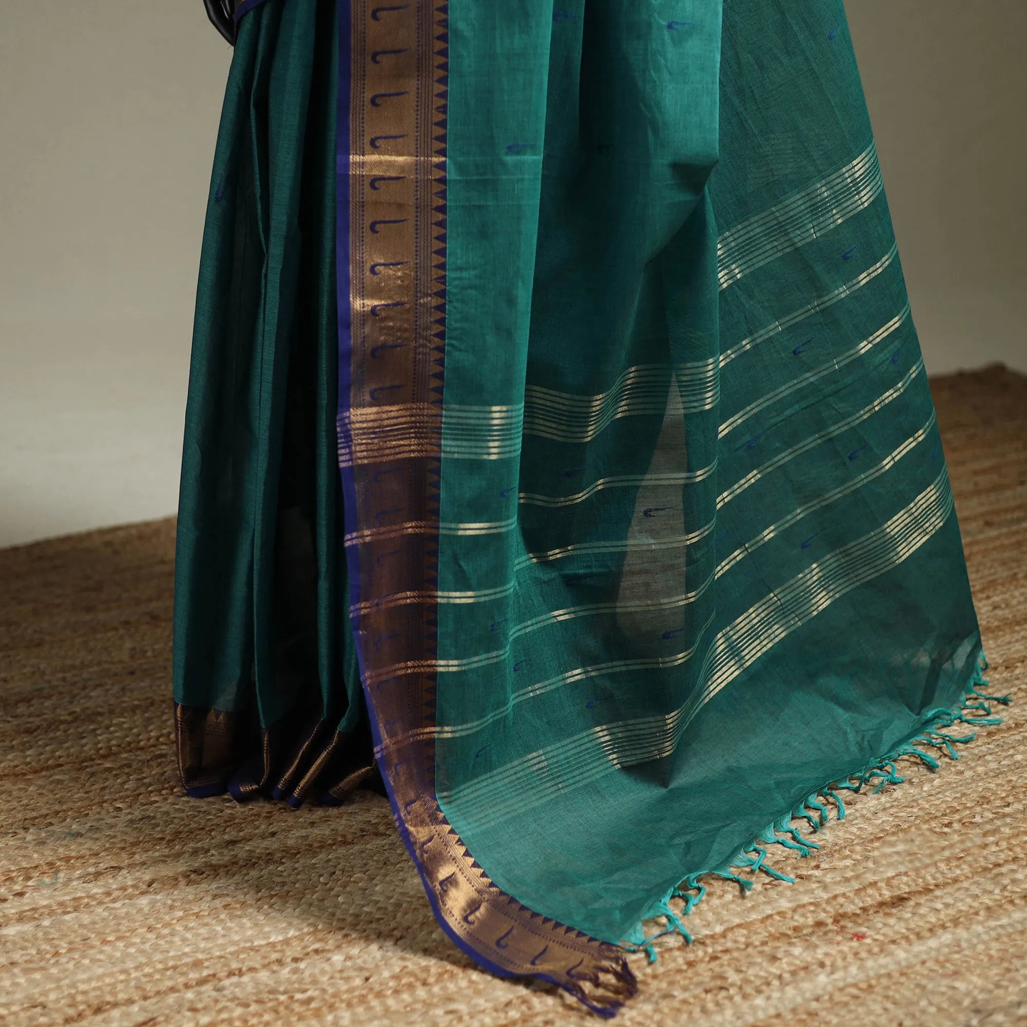 Green - Kanchipuram Buti Cotton Saree with Border 68 sold by Itokri product image thumbnail 4
