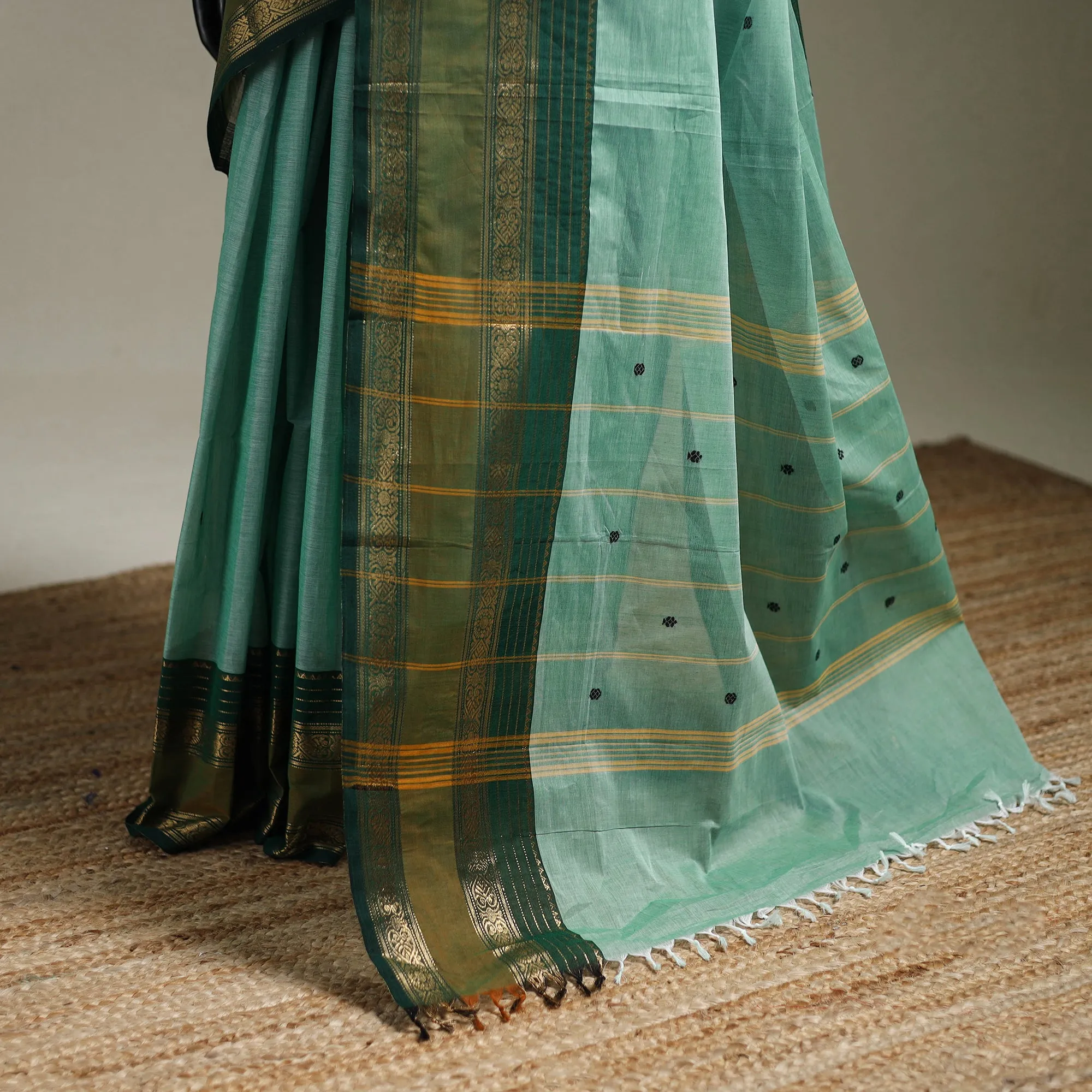 Green - Kanchipuram Buti Cotton Saree with Border 57 sold by Itokri product image thumbnail 4