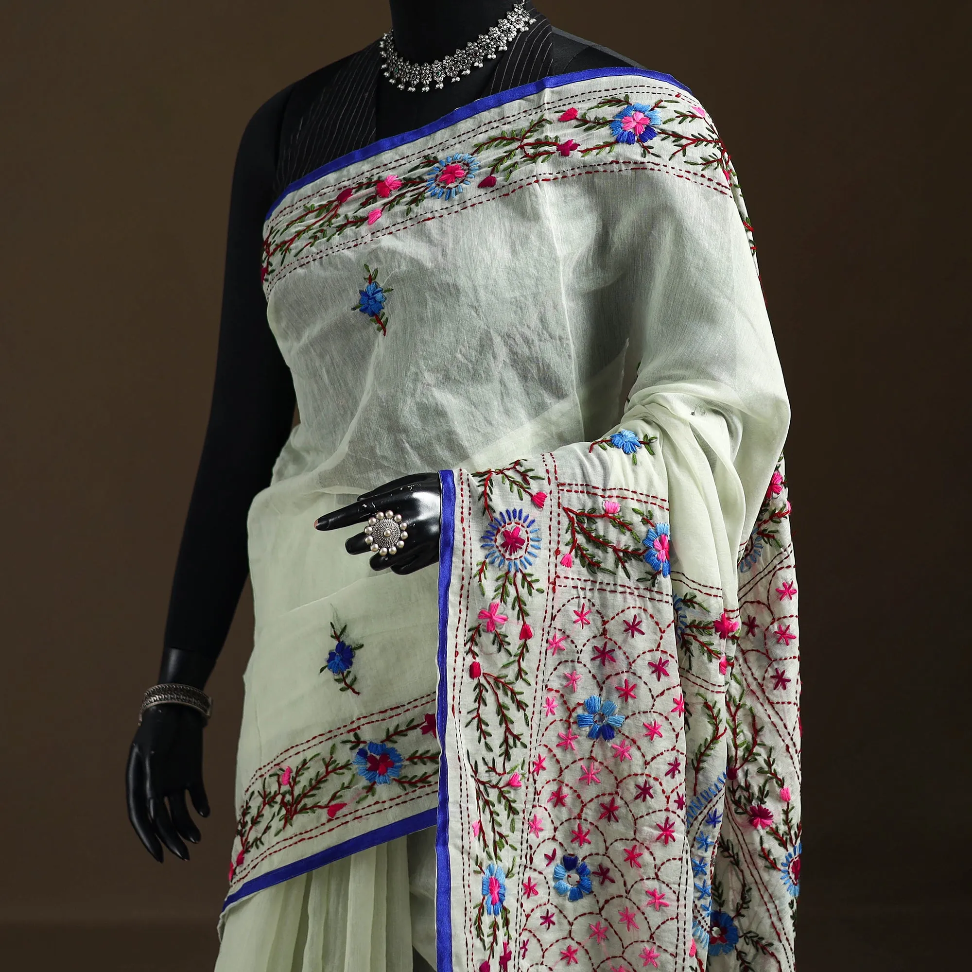 Green - Phulkari Hand Embroidery Chapa Work Chanderi Silk Saree 07 sold by Itokri product image thumbnail 2