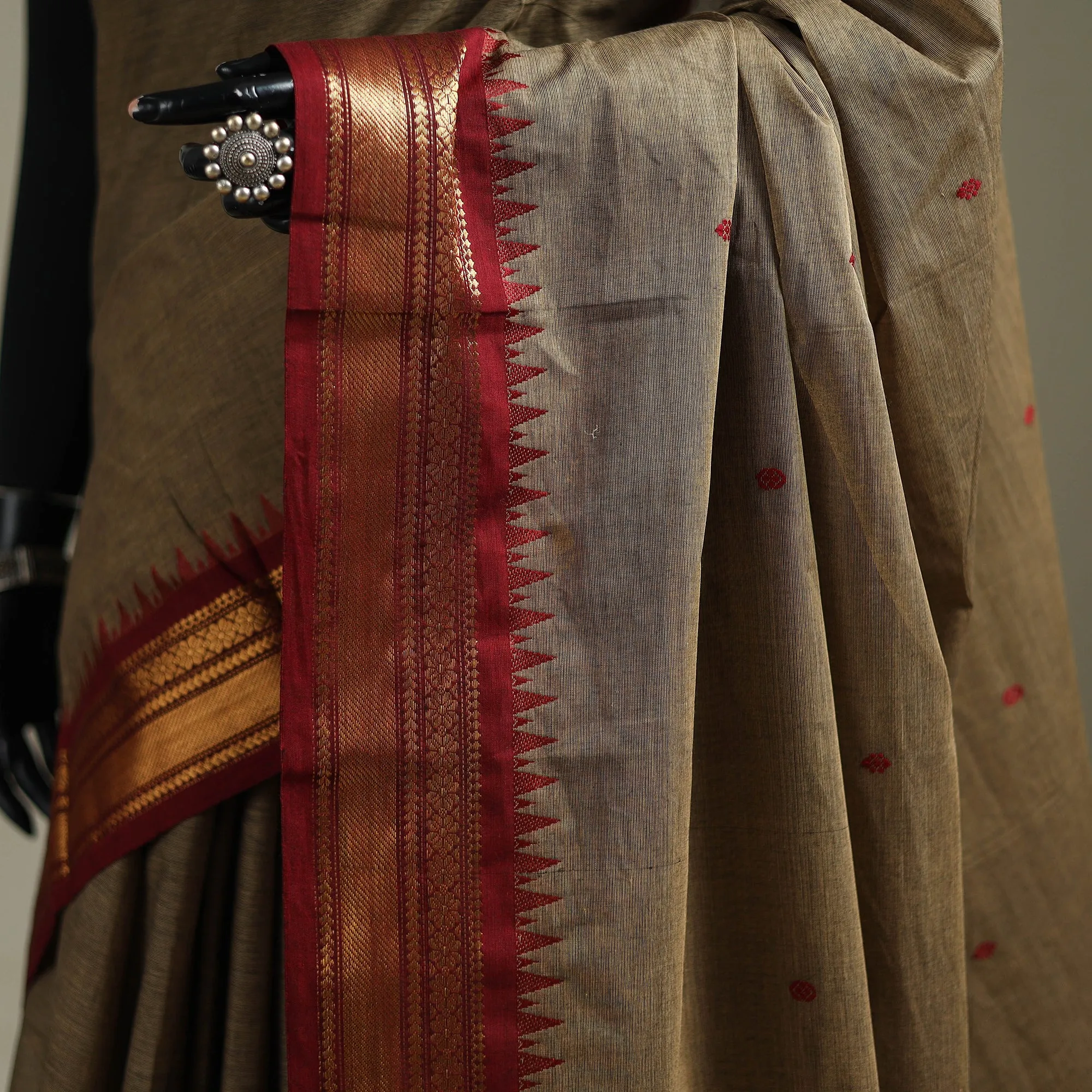 Brown - Kanchipuram Buti Cotton Saree with Border 05 sold by Itokri product image thumbnail 3
