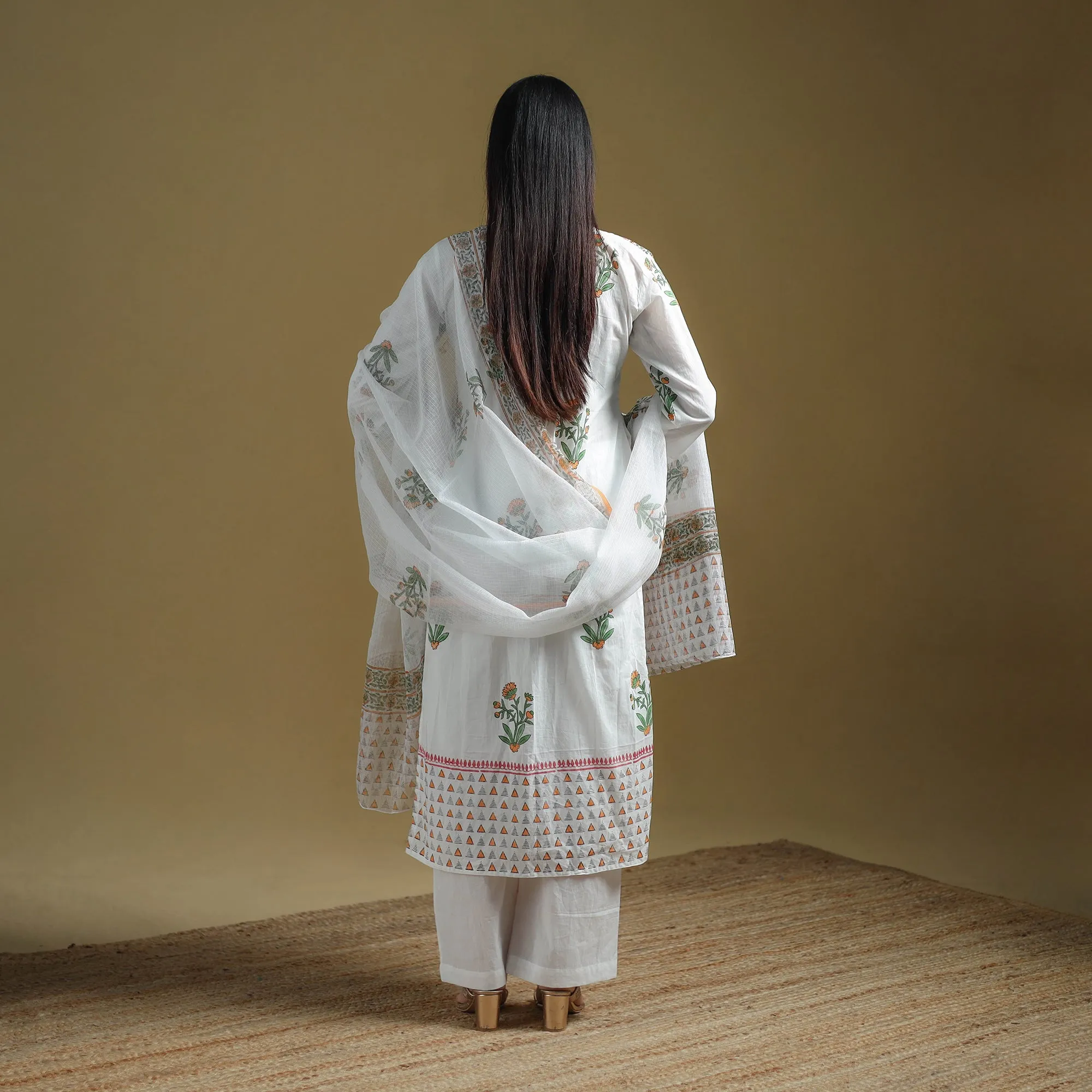 White - Sanganeri Hand Block Print Cotton Suit Set with Dupatta for women 24 sold by Itokri product image thumbnail 4