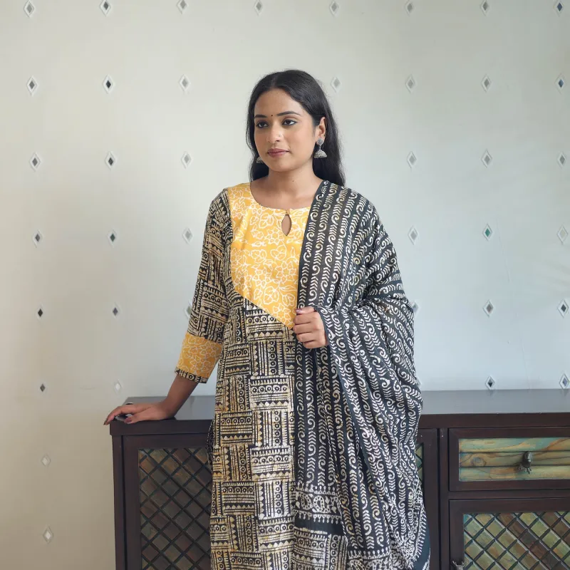 Black - Hand Block Batik Print Cotton Suit Set with Dupatta for women 12 made by Itokri