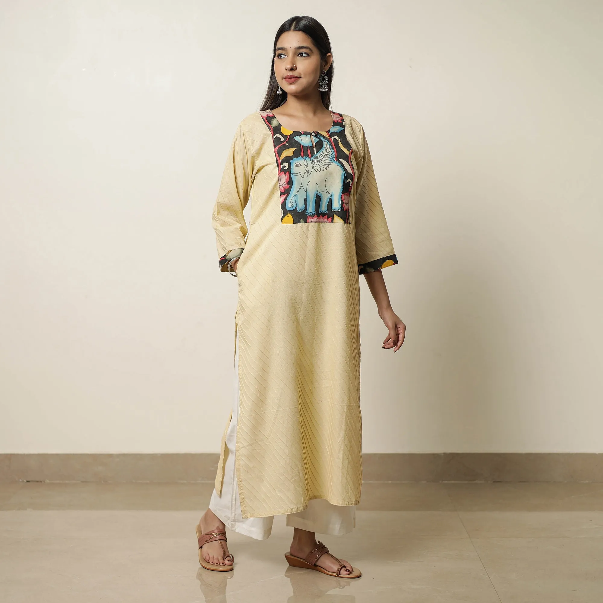 Beige - Srikalahasti Kalamkari Patchwork Pintuck Plain Cotton Straight Kurta 02 sold by Itokri product image thumbnail 2