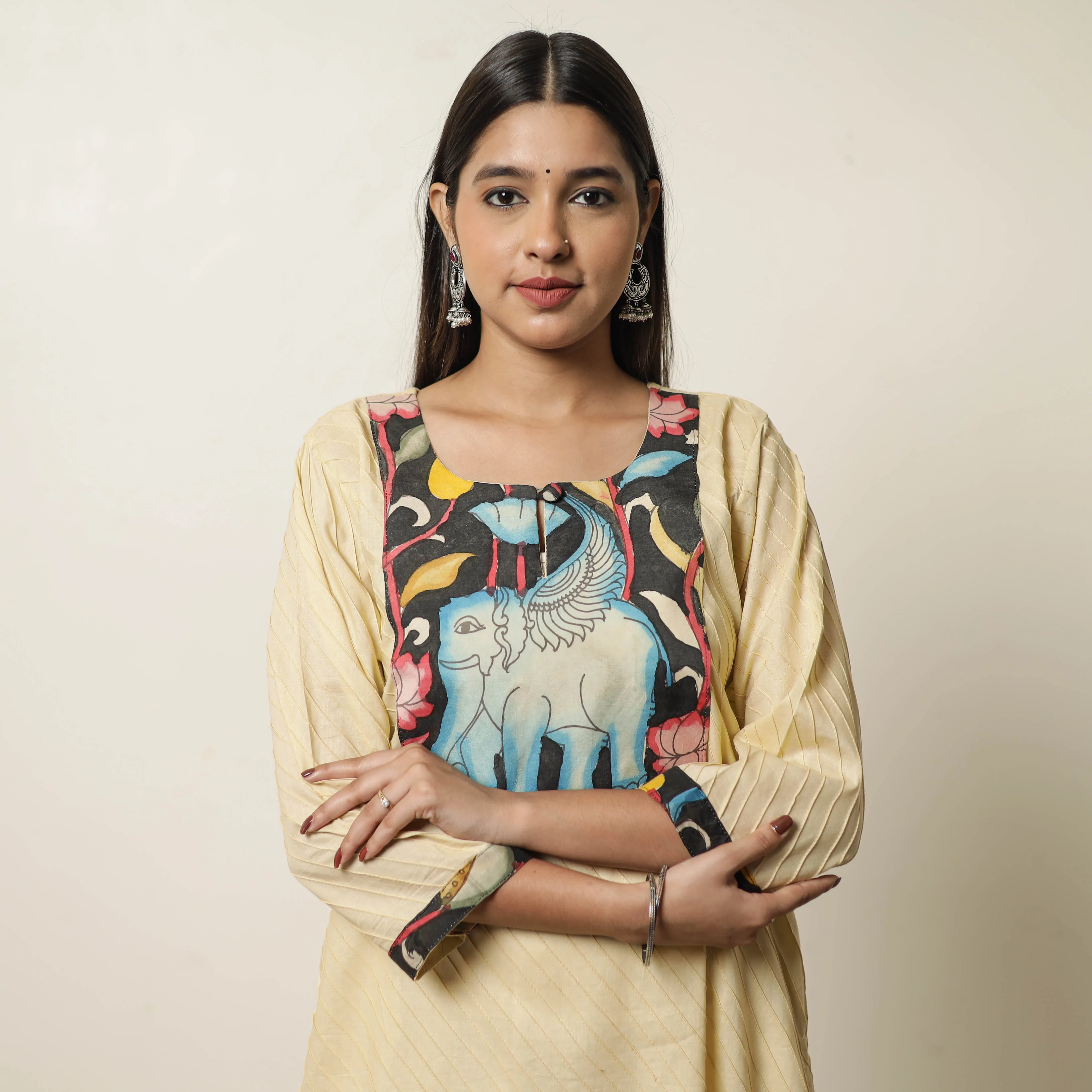Beige - Srikalahasti Kalamkari Patchwork Pintuck Plain Cotton Straight Kurta 02 sold by Itokri product image thumbnail 3