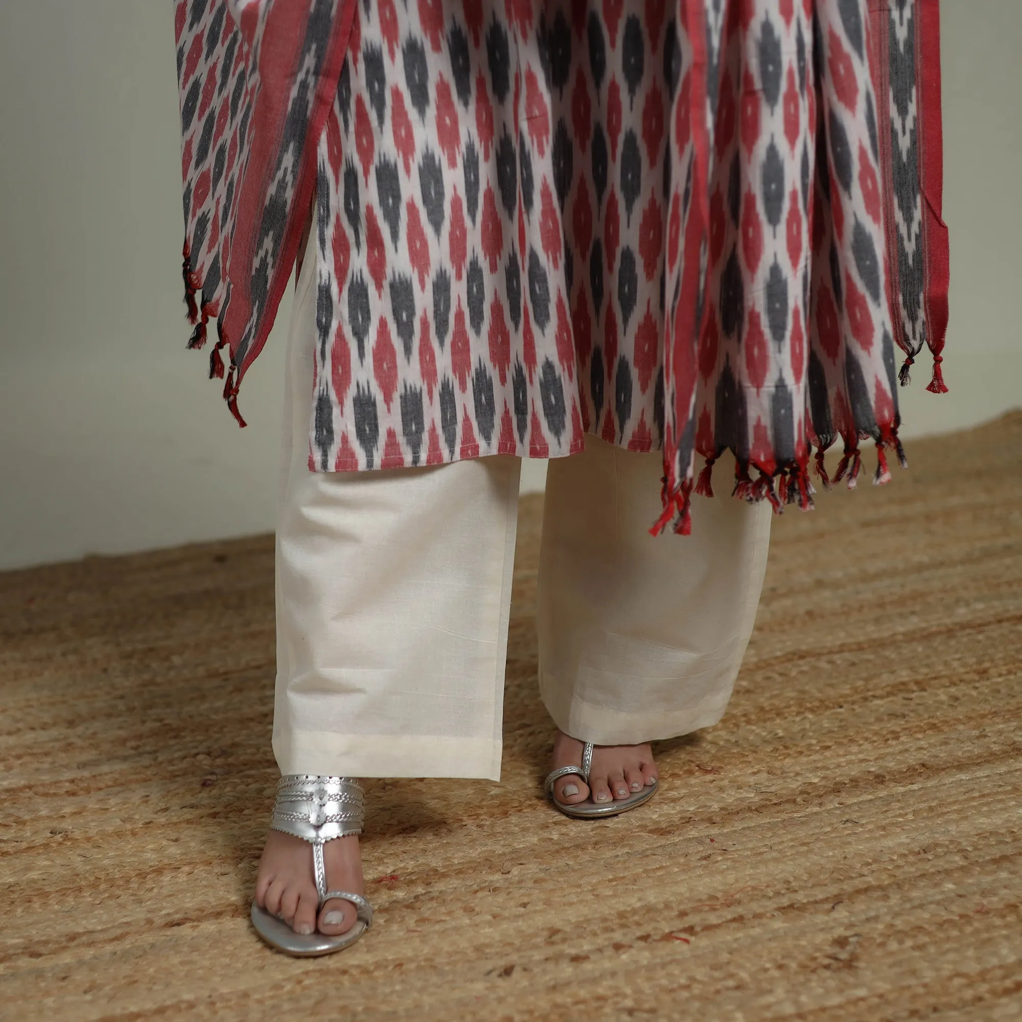 Pochampally Ikat Cotton Suit Set with Dupatta for women 20 sold by Itokri product image thumbnail 5