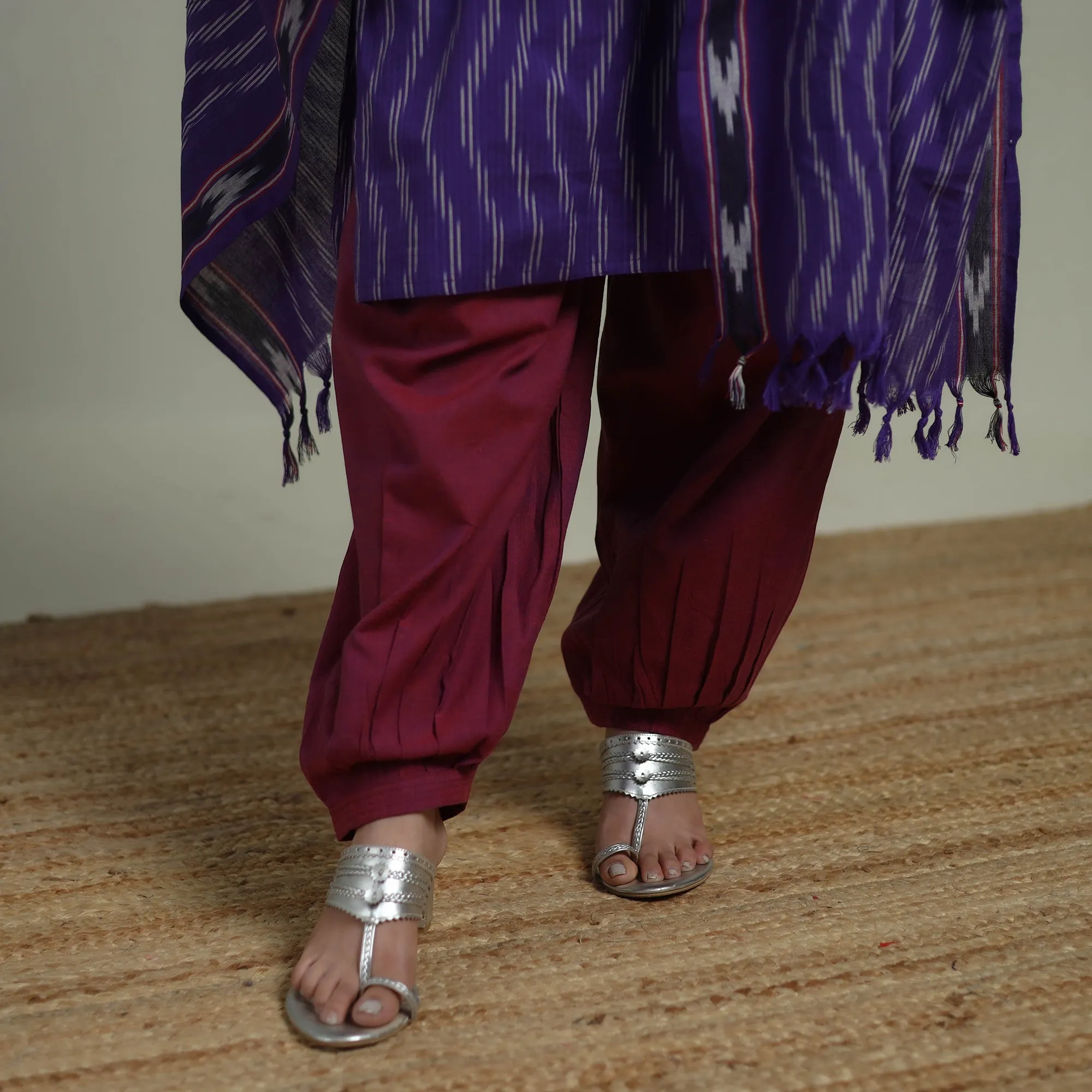 Pochampally Ikat Cotton Suit Set with Dupatta for women 04 sold by Itokri product image thumbnail 5