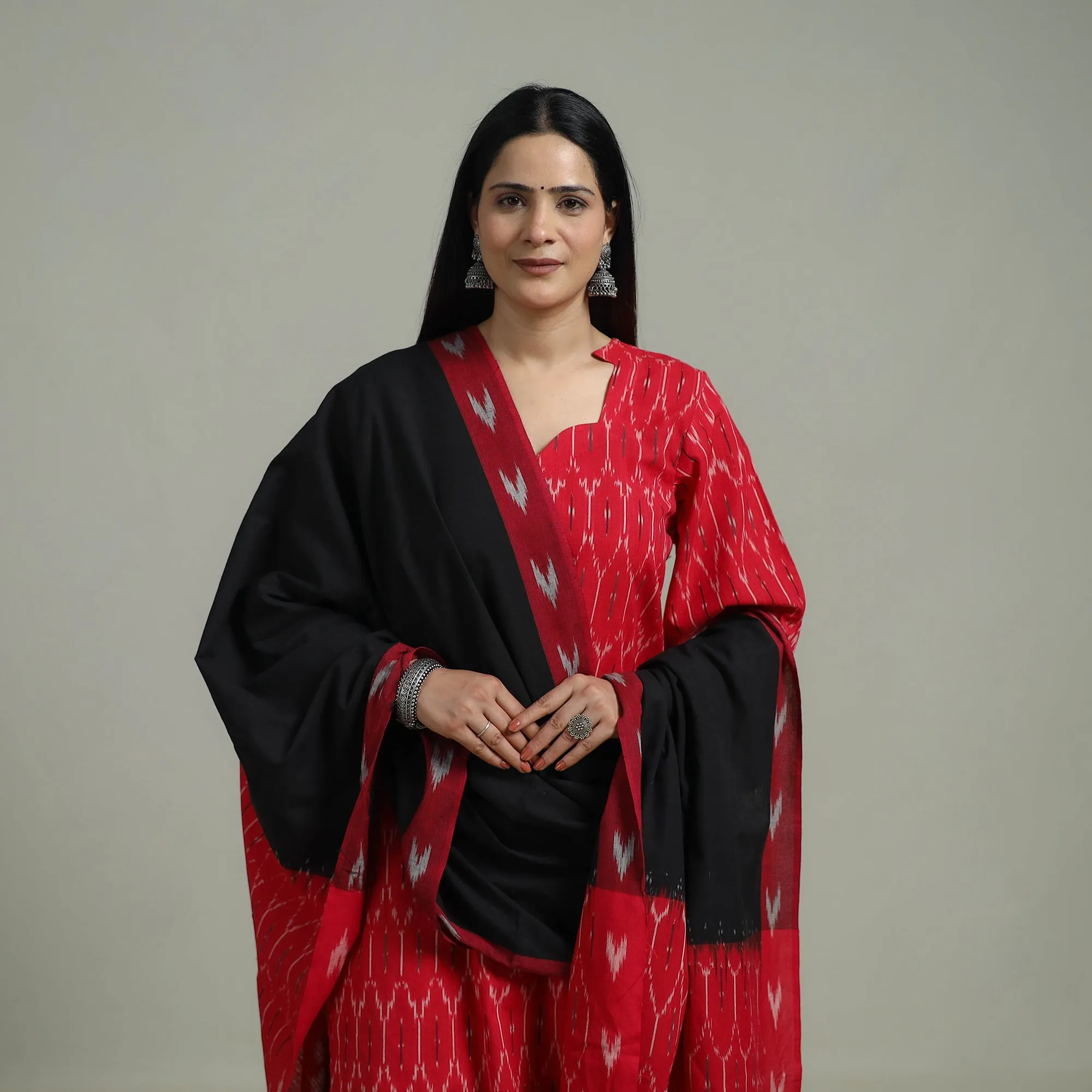 Pochampally Ikat Cotton Suit Set with Dupatta for women 01 sold by Itokri product image thumbnail 3