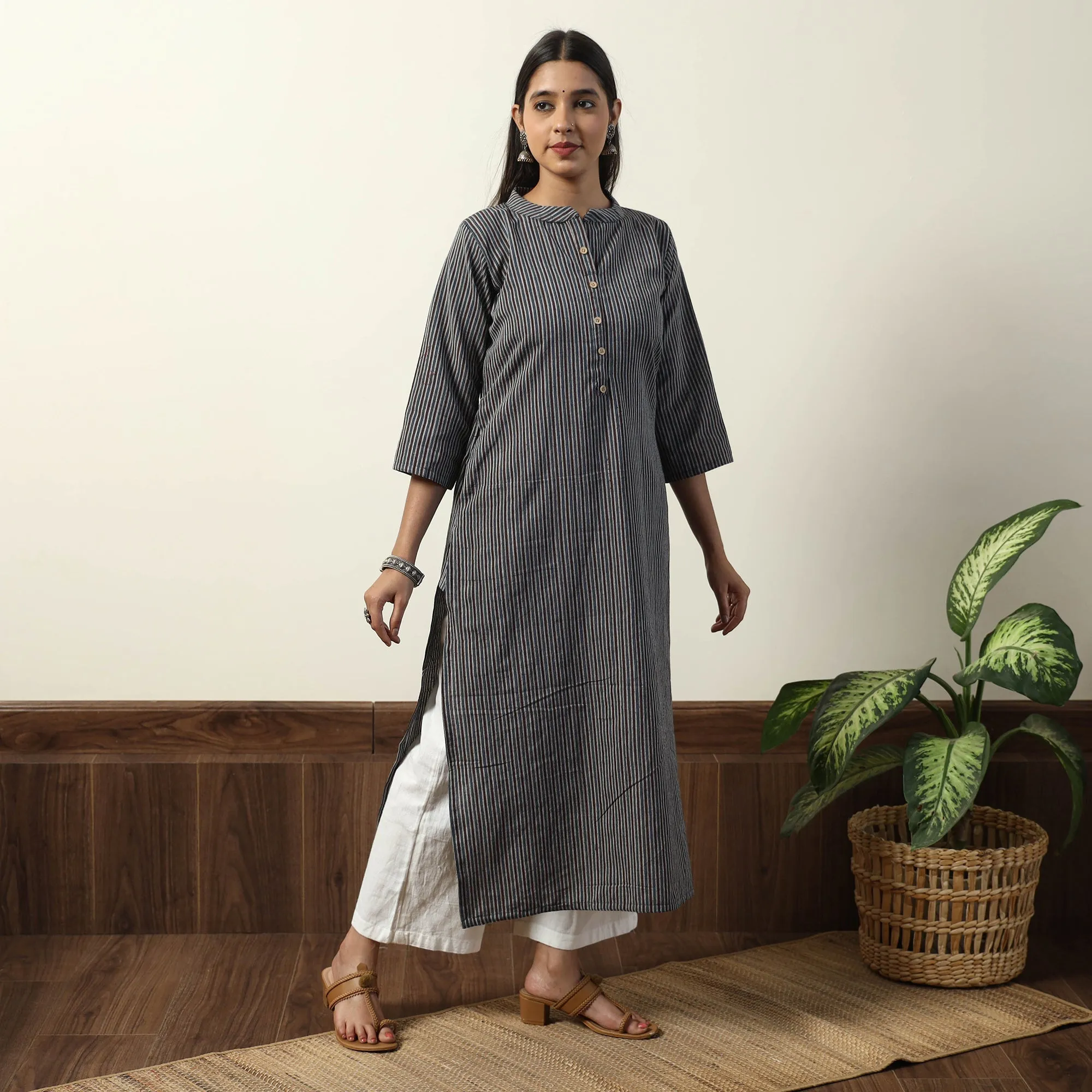 Grey - Jhiri Handloom Cotton Straight Long Kurta sold by Itokri product image thumbnail 4