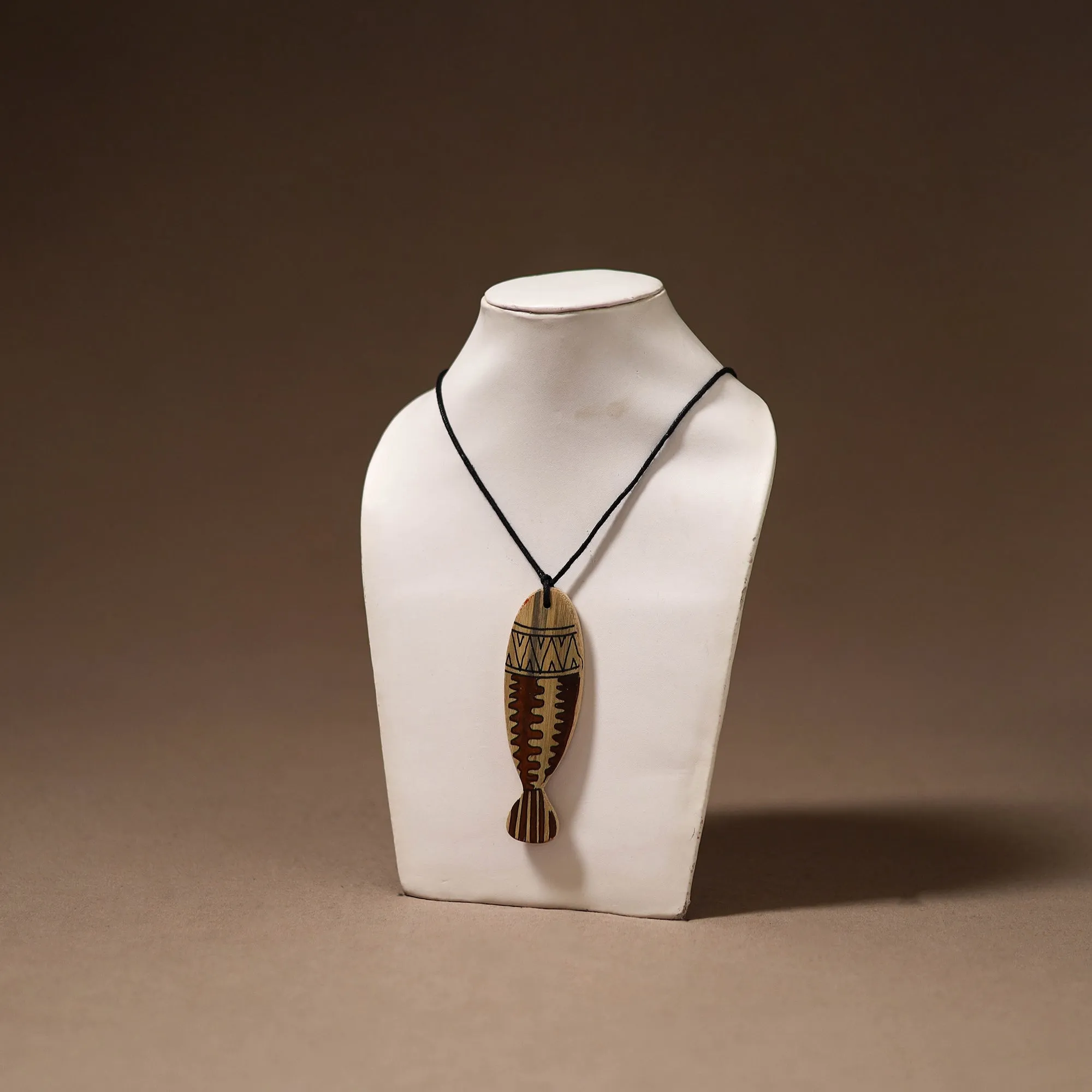 Kerala Mural Handpainted Bamboo Fish Necklace 128 sold by Itokri
