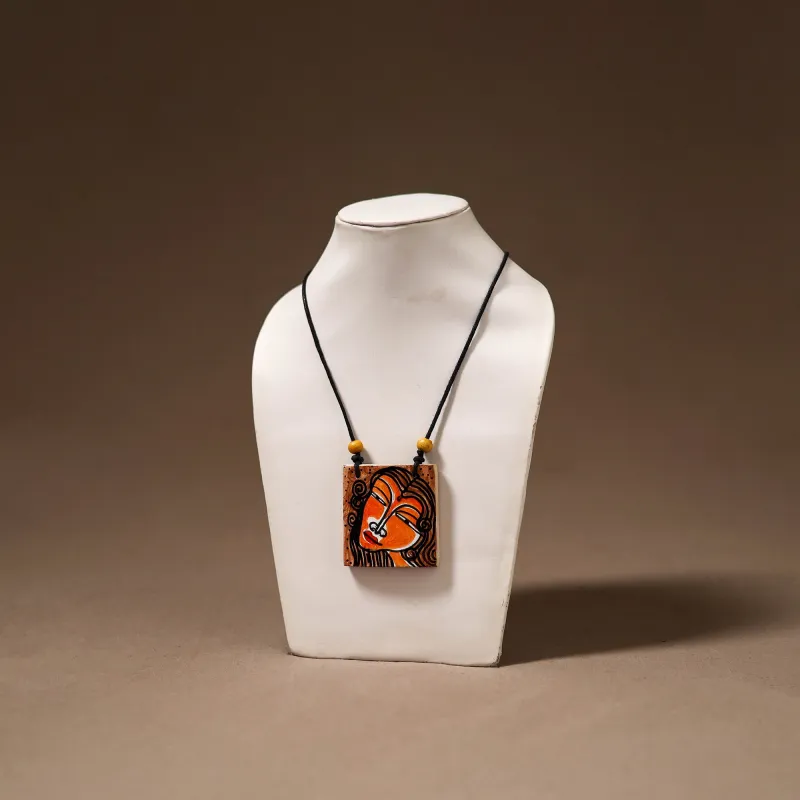 Kerala Mural Handpainted Bamboo Necklace 200 made by Itokri
