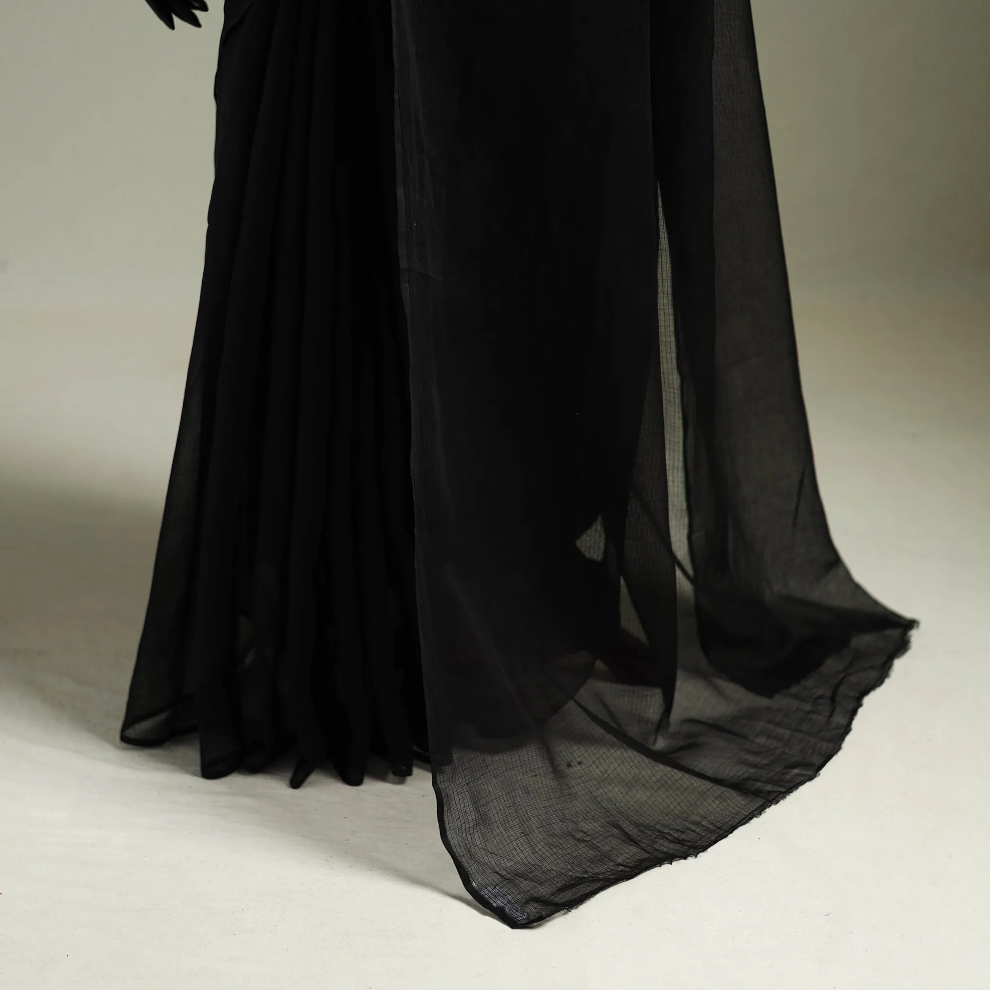 Black - Nazaakat Kota Doria Cotton Plain Saree with Blouse & Jewellery Set 130 sold by Itokri product image thumbnail 4