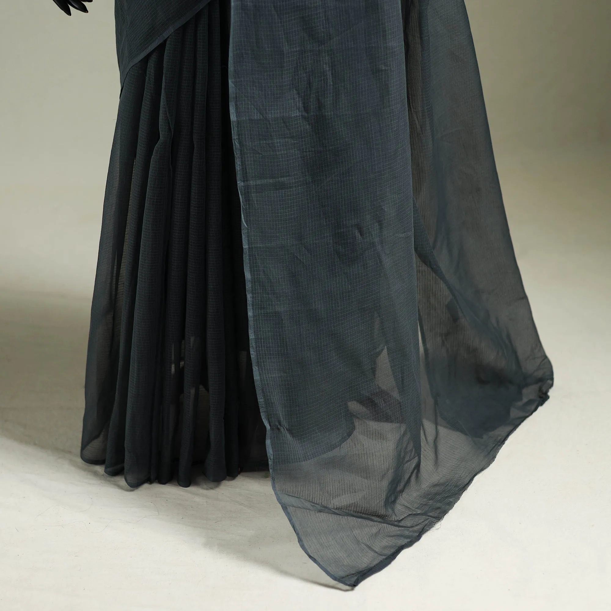 Grey - Nazaakat Kota Doria Cotton Plain Saree with Blouse & Jewellery Set 120 sold by Itokri product image thumbnail 4