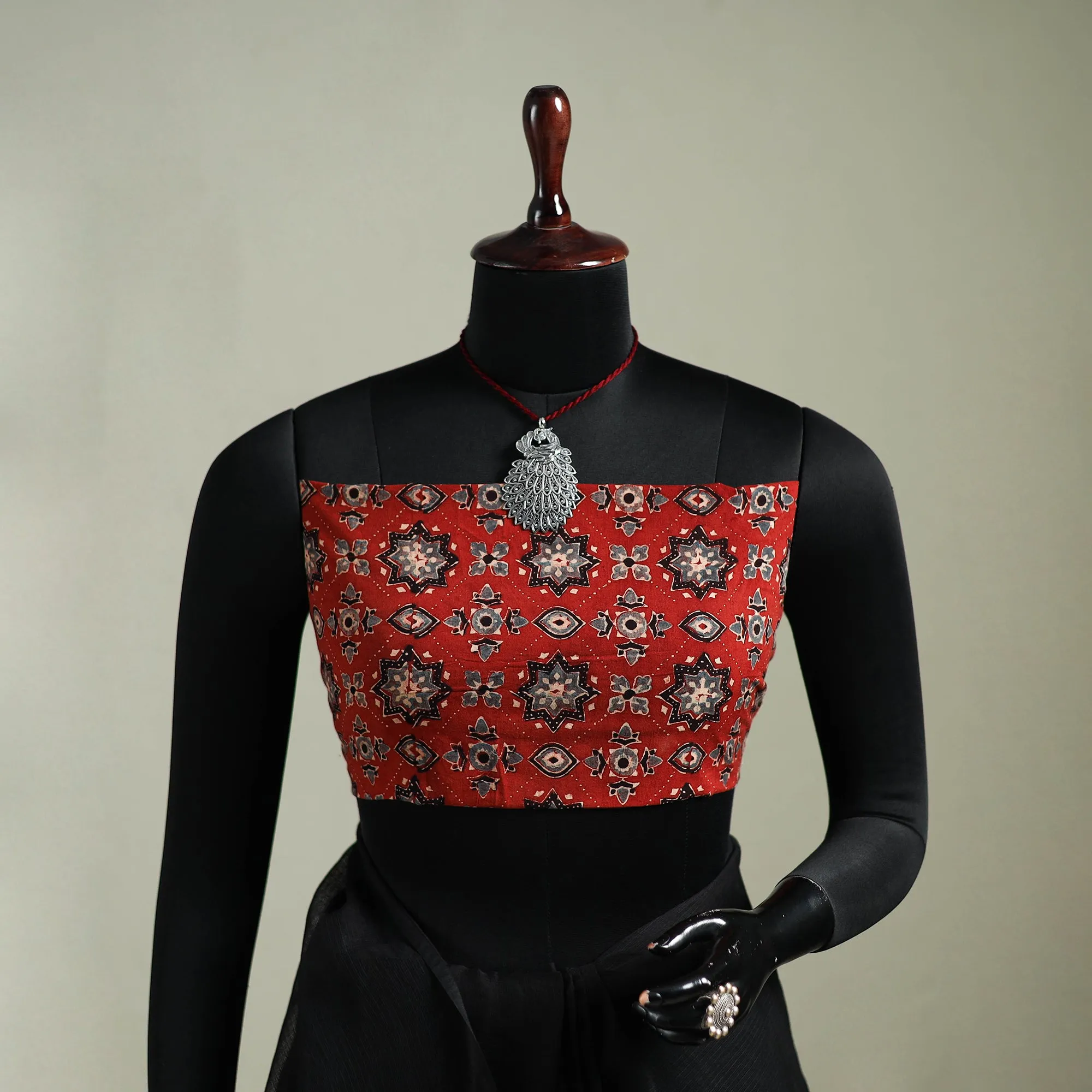 Black - Nazaakat Kota Doria Cotton Plain Saree with Blouse & Jewellery Set 12 sold by Itokri product image thumbnail 2