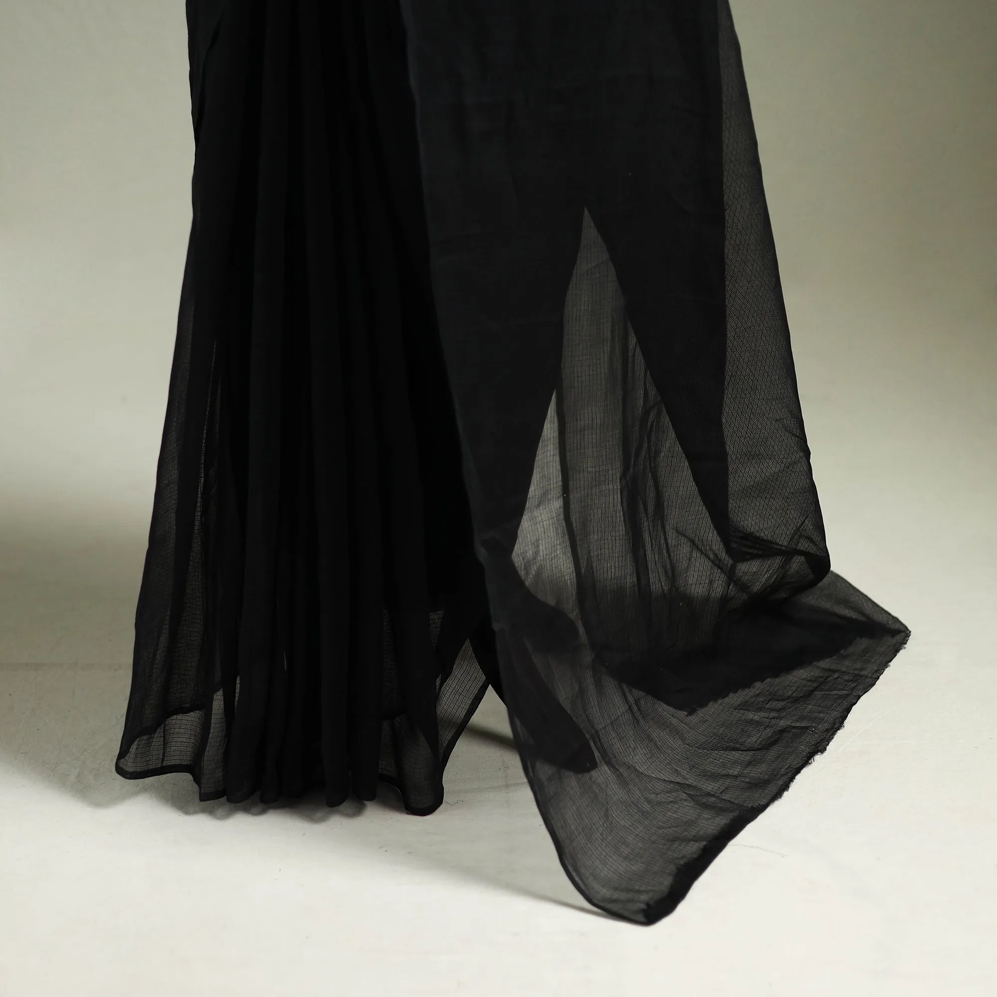 Black - Nazaakat Kota Doria Cotton Plain Saree with Blouse & Jewellery Set 11 sold by Itokri product image thumbnail 4