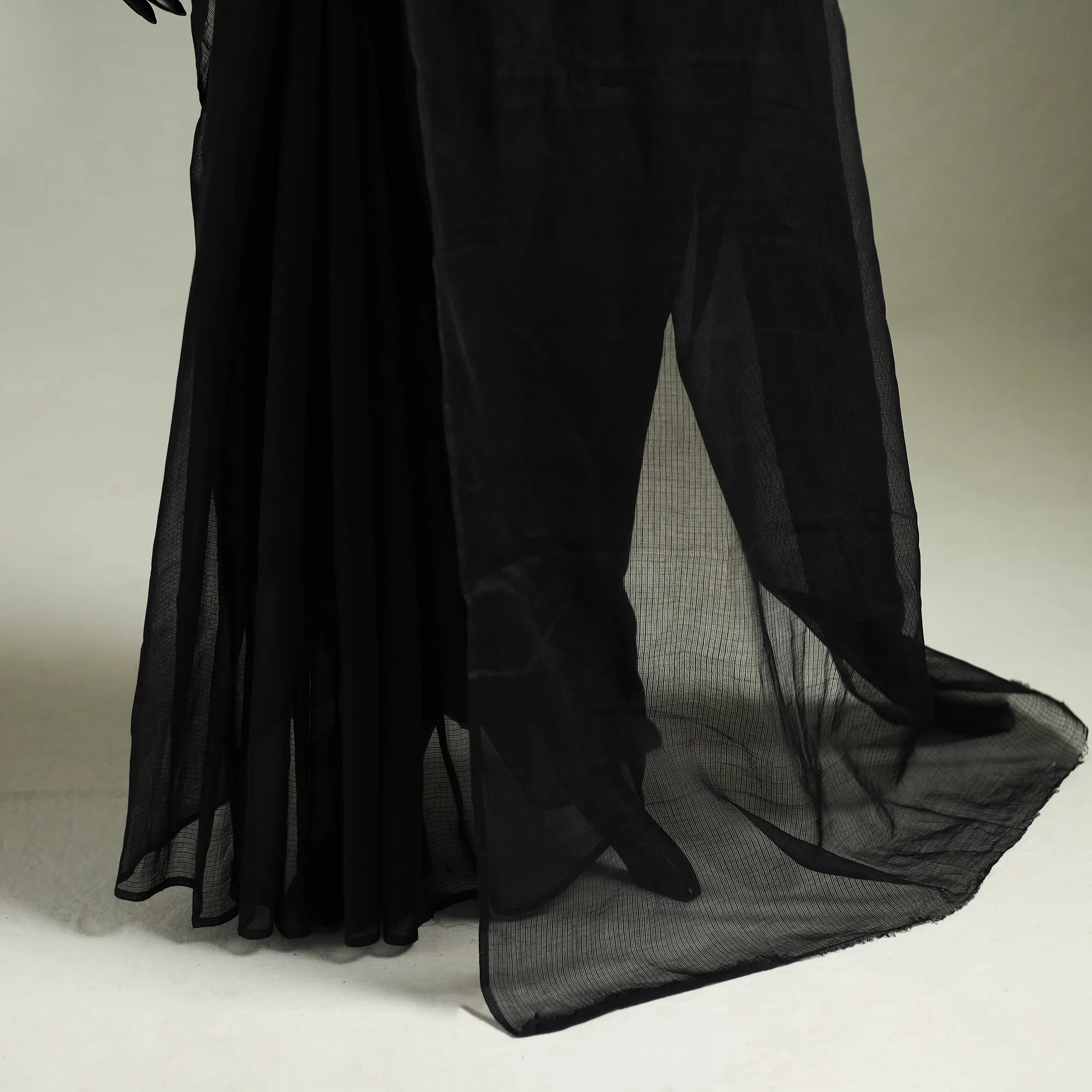 Black - Nazaakat Kota Doria Cotton Plain Saree with Blouse & Jewellery Set 07 sold by Itokri product image thumbnail 4