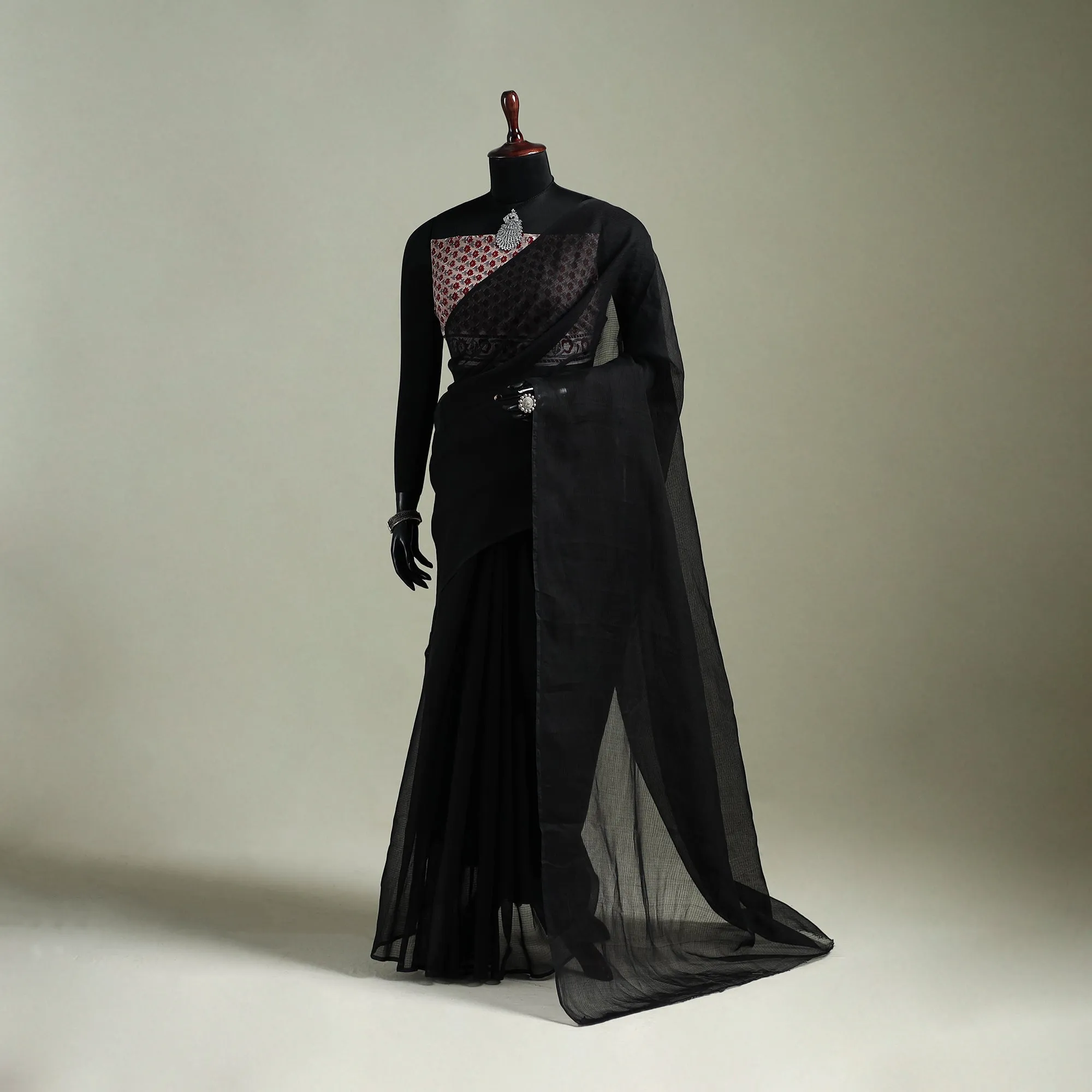 Black - Nazaakat Kota Doria Cotton Plain Saree with Blouse & Jewellery Set 08 sold by Itokri