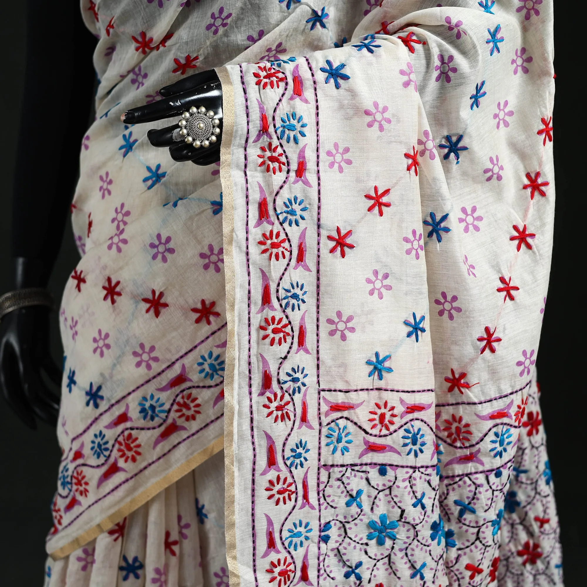 White - Bengal Kantha Hand Embroidery Silk Cotton Chapa Work Saree 71 sold by Itokri product image thumbnail 3