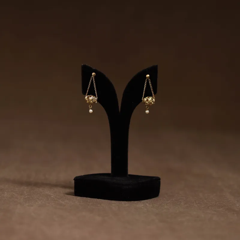Miharu Tribal Dokra Brass Earrings 12 made by Itokri