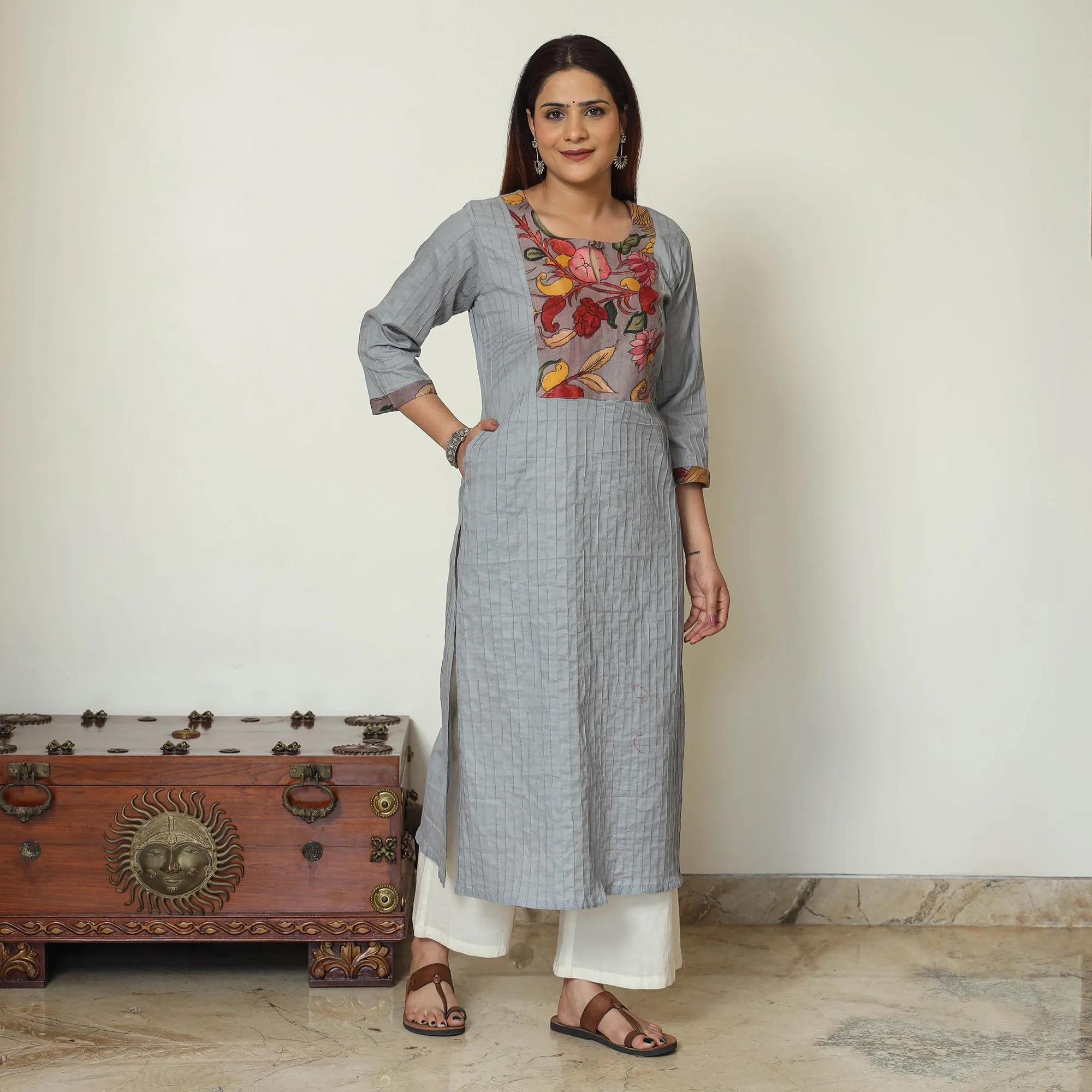 Grey - Srikalahasti Kalamkari Patchwork Pintuck Plain Cotton Straight Kurta 04 sold by Itokri product image thumbnail 5