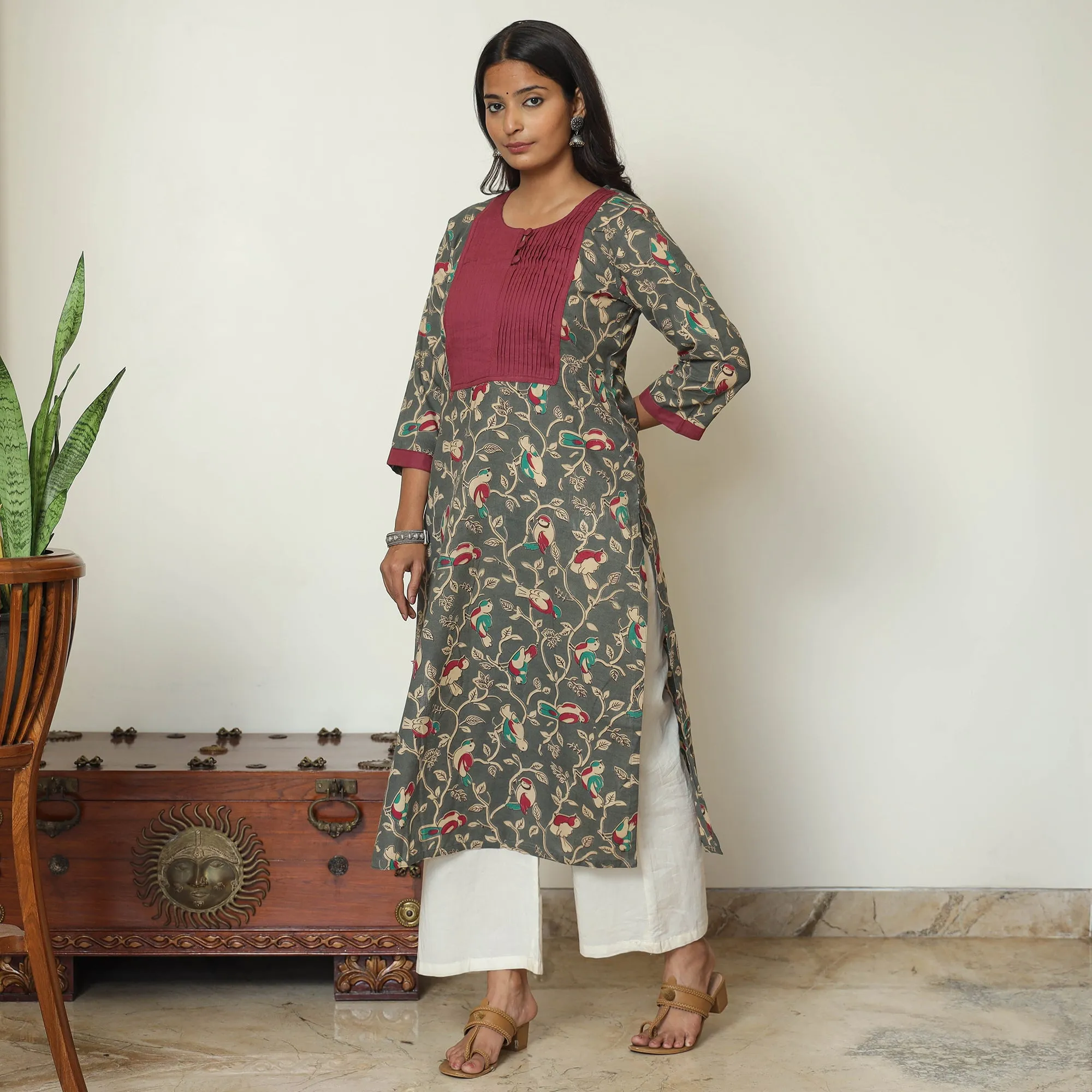 Grey - Kalamkari Printed Cotton Pintuck Long Straight Kurta 66 sold by Itokri product image thumbnail 3
