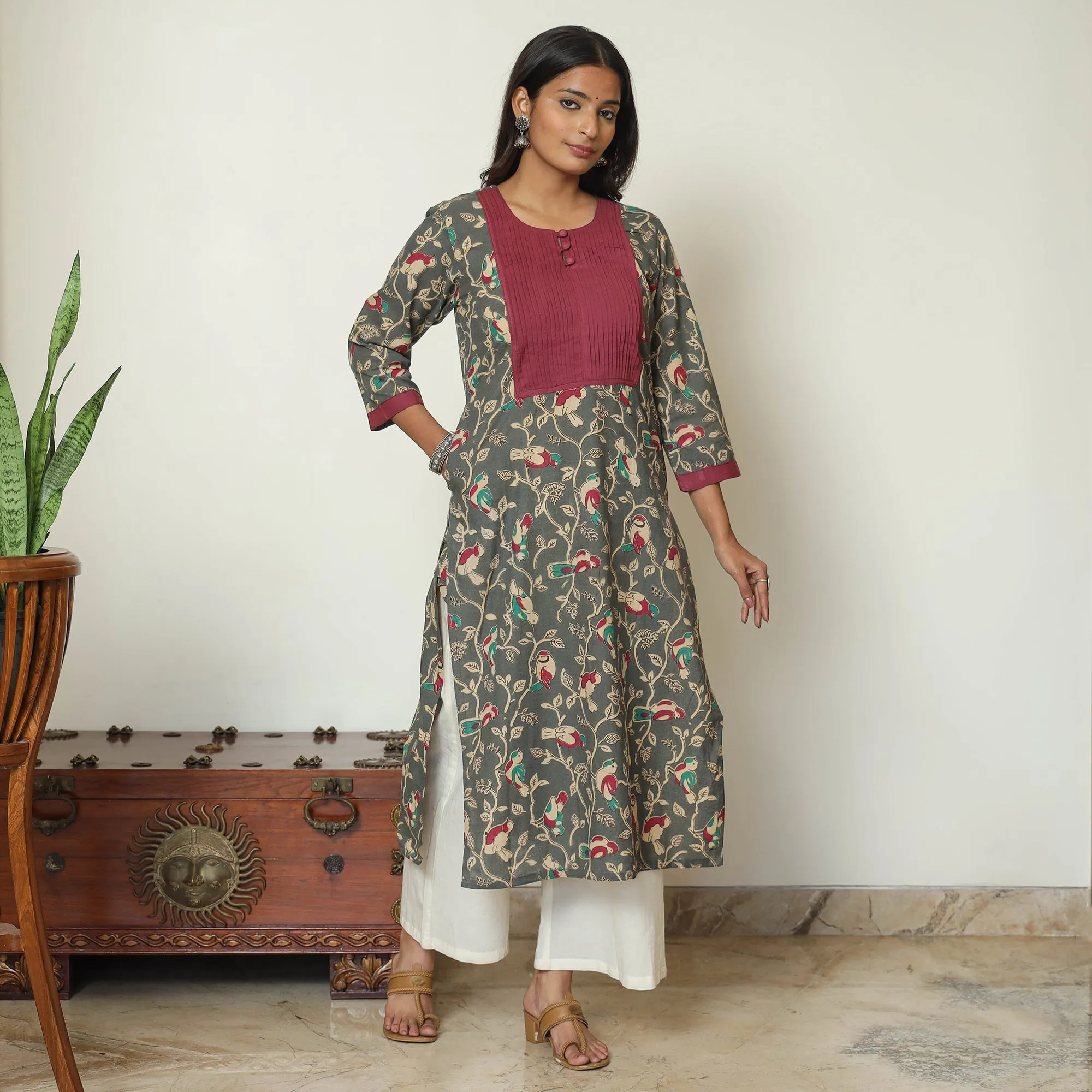 Grey - Kalamkari Printed Cotton Pintuck Long Straight Kurta 66 sold by Itokri product image thumbnail 2