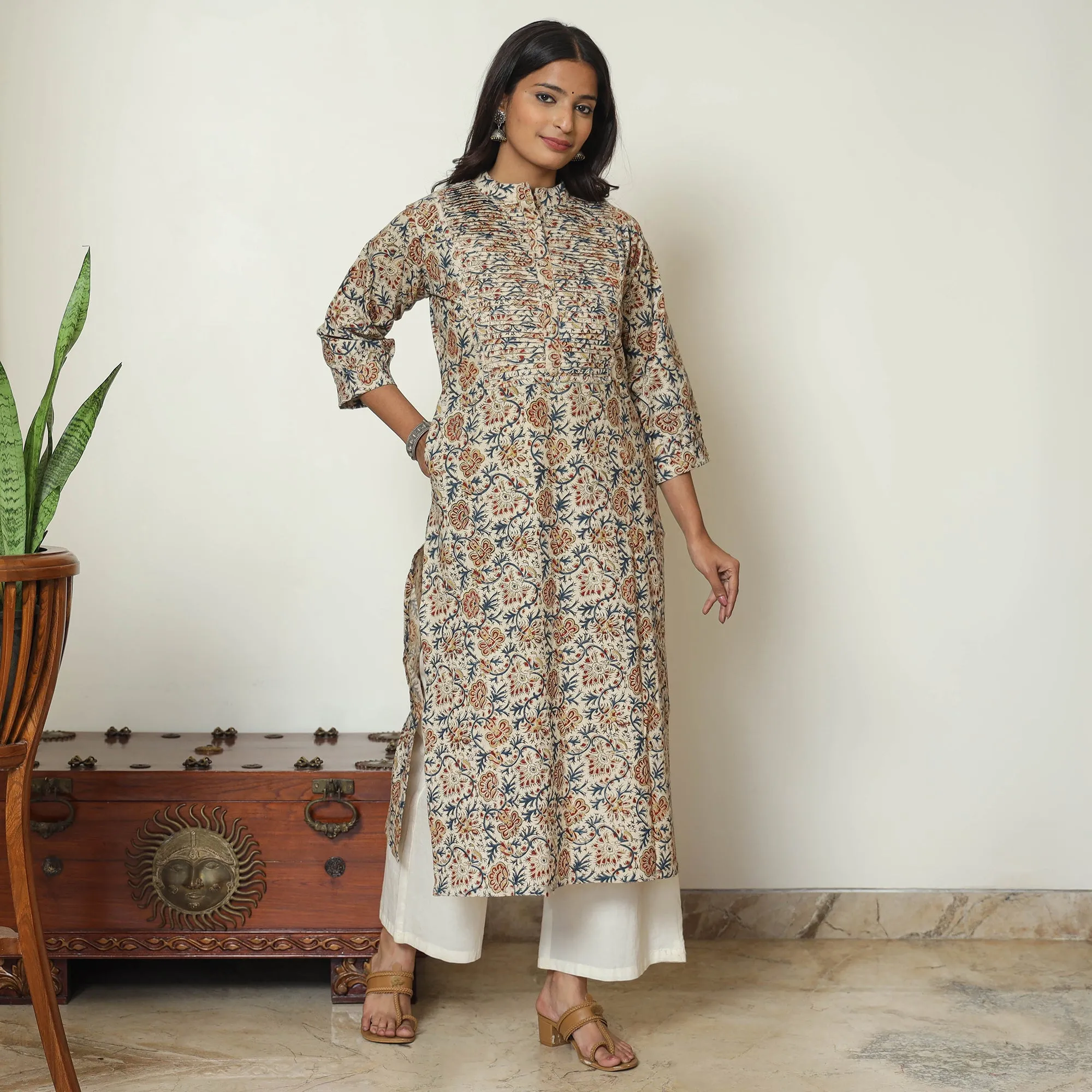 Beige - Pedana Kalamkari Hand Block Printed Cotton Pintuck Straight Kurta 43 sold by Itokri product image thumbnail 3