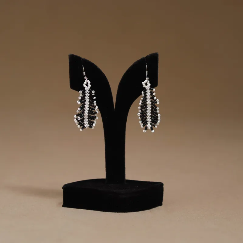 Black - Handmade Beadwork Earrings 28 made by Itokri