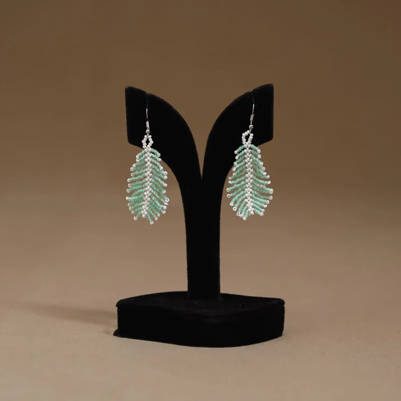 Green - Handmade Beadwork Earrings 09 made by Itokri