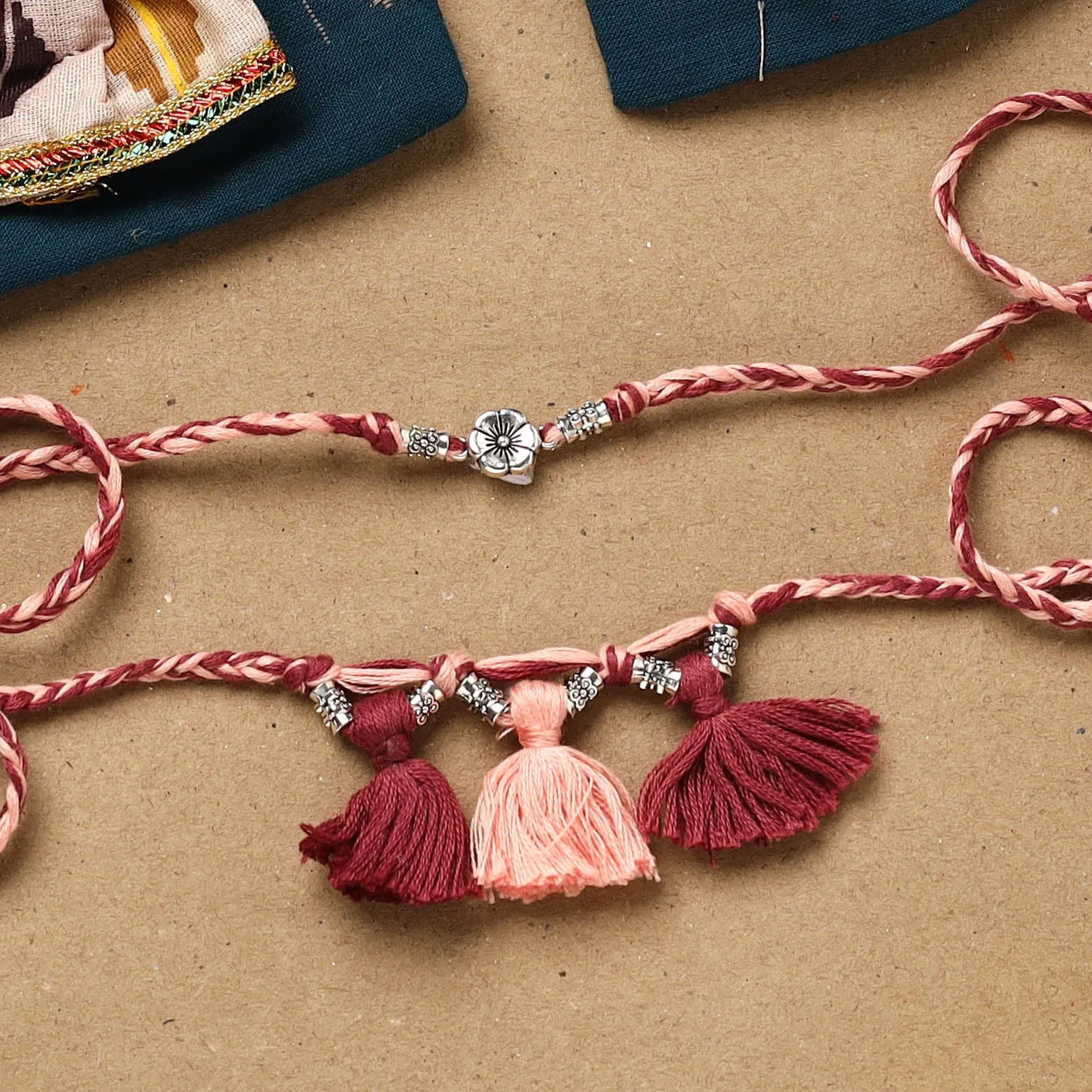 Flower - Handmade German Silver Bhaiya Bhabhi Rakhi Set 184 sold by Itokri product image thumbnail 2