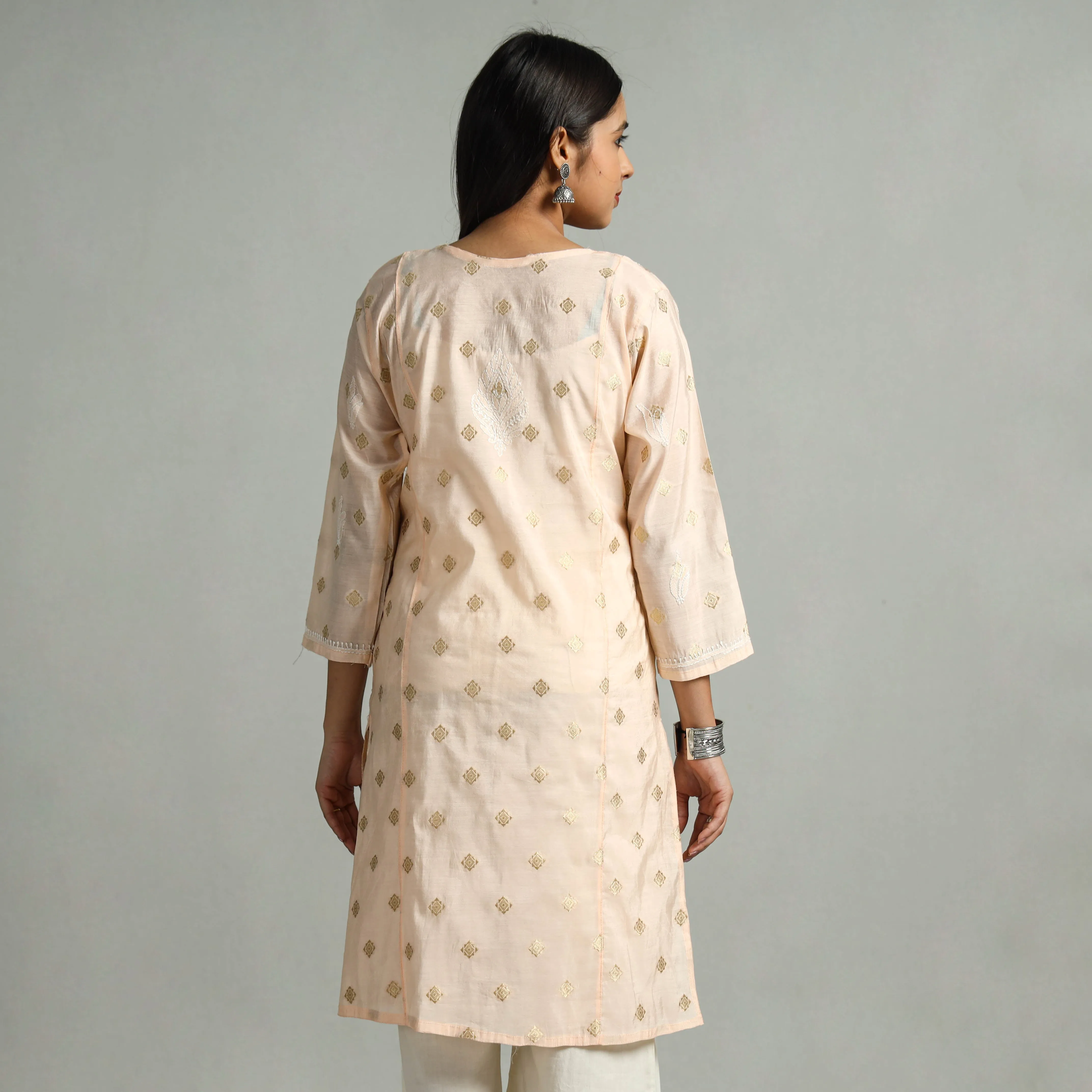 Peach Chikankari Hand Embroidered Silk Cotton Kurta with Zari Work sold by Itokri product image thumbnail 4