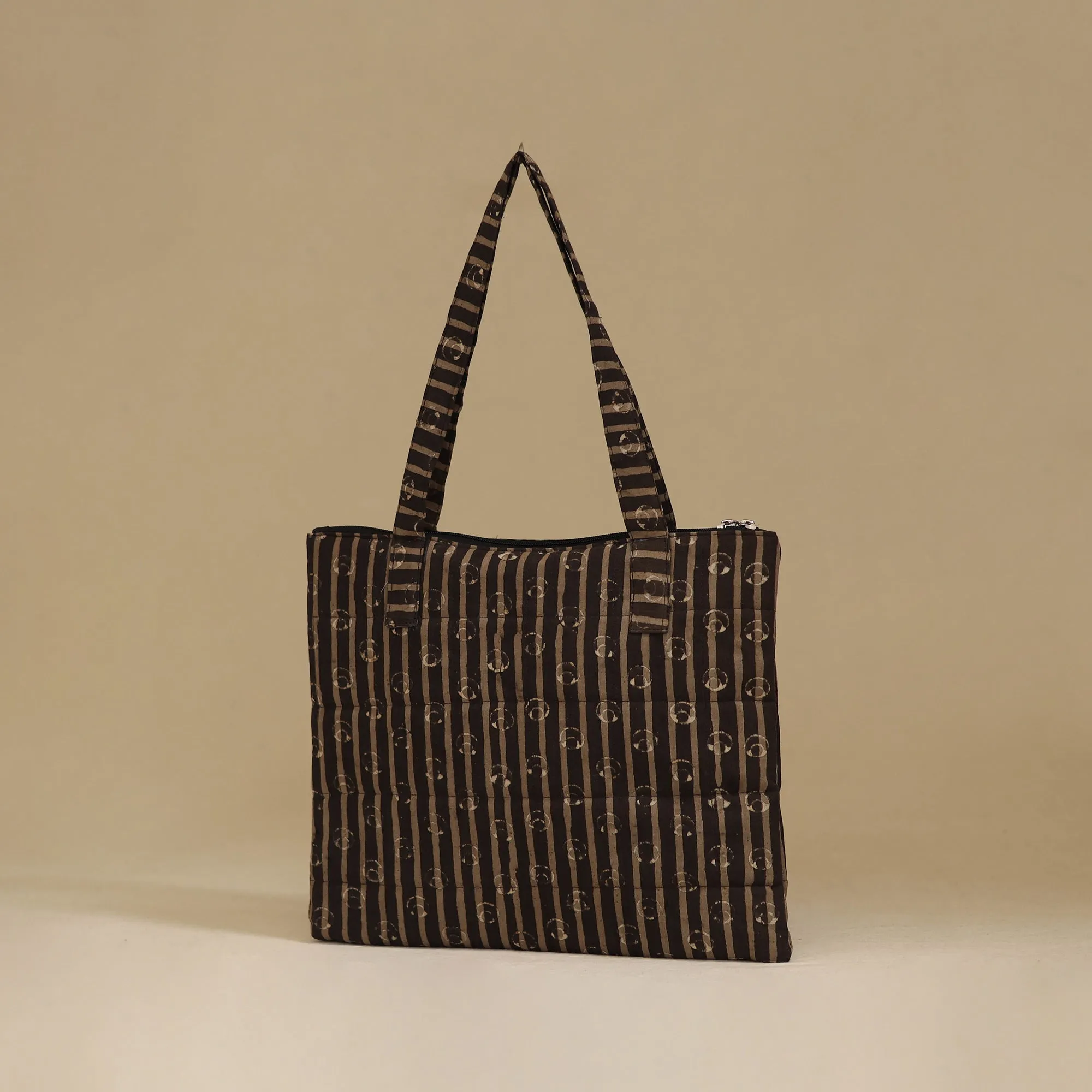 Handcrafted Cotton Quilted Handbag 02 sold by Itokri product image thumbnail 2