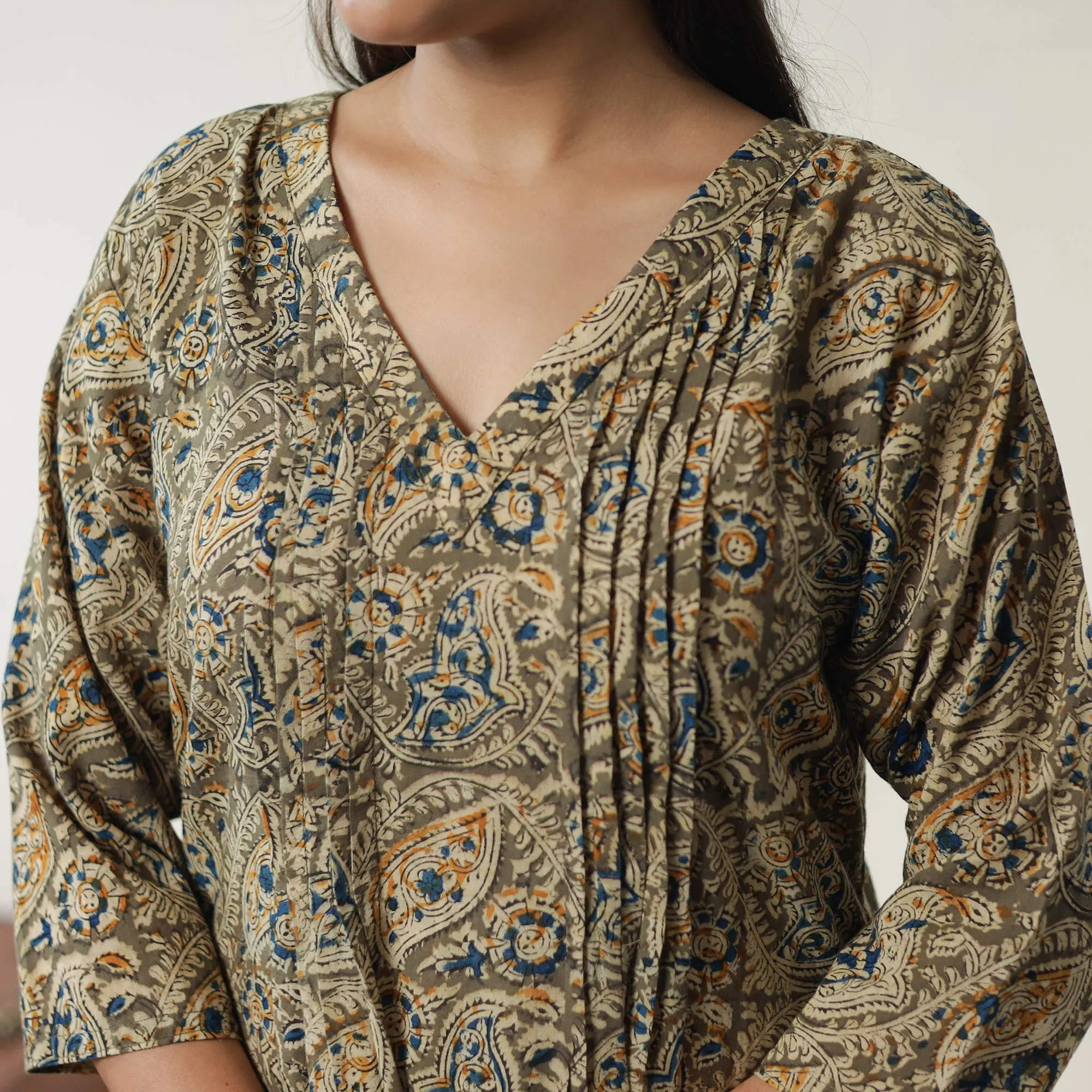 Brown - Pedana Kalamkari Block Printed Cotton Pintuck Straight Kurta 16 sold by Itokri product image thumbnail 5