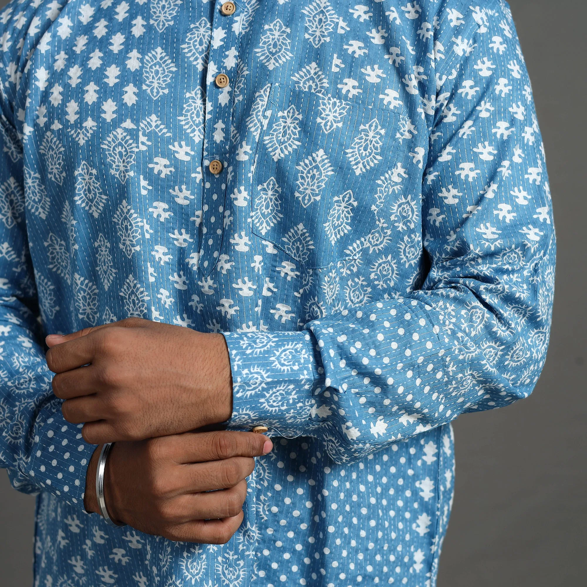 Kantha Stitch Cotton Short Sanganeri Kurta for Men 10 sold by Itokri product image thumbnail 4