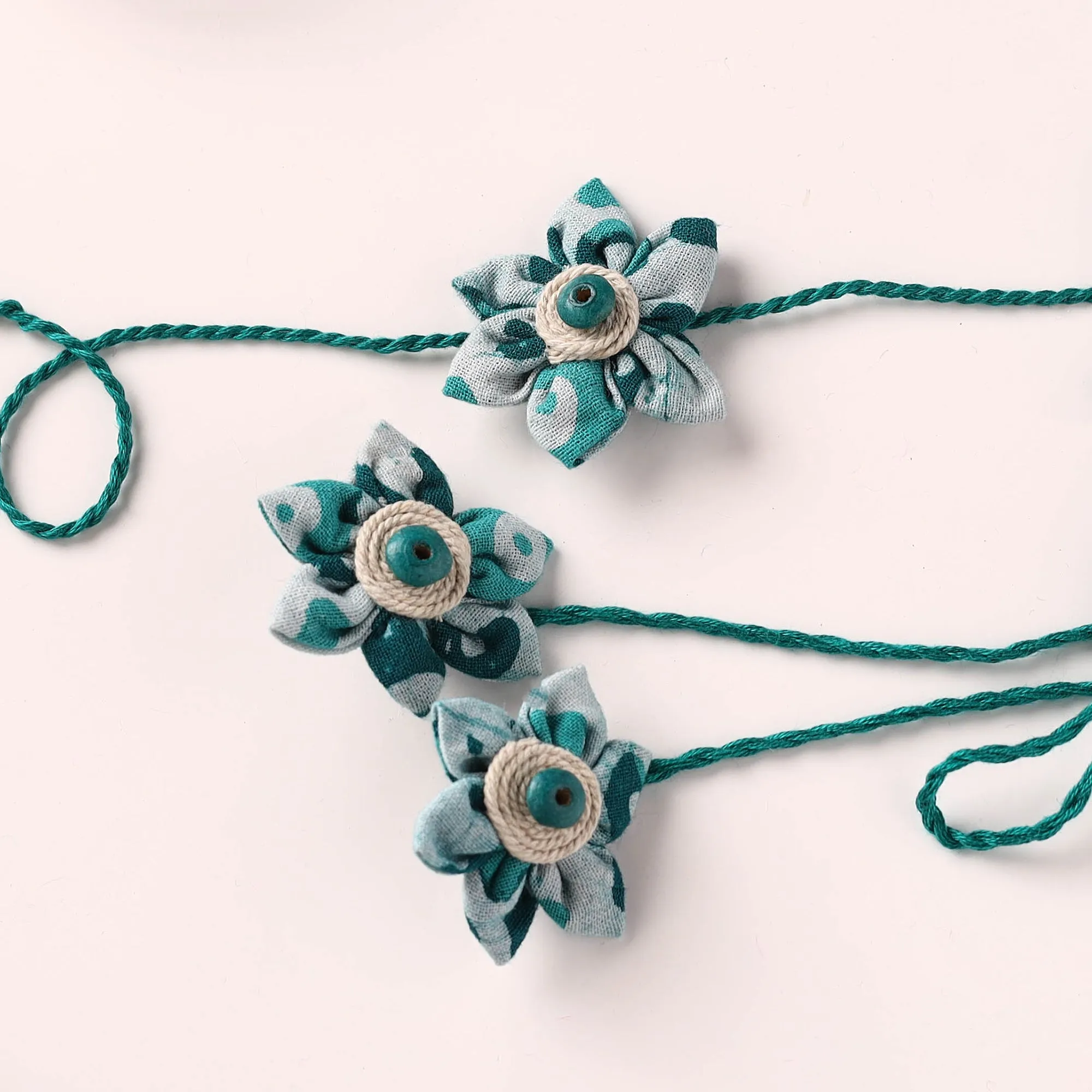 Flower Handmade Thread Work Fabart Rakhi & Lumba Set with Potli 128 sold by Itokri product image thumbnail 2