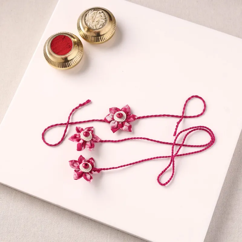 Flower Handmade Thread Work Fabart Rakhi & Lumba Set with Potli 126 made by Itokri