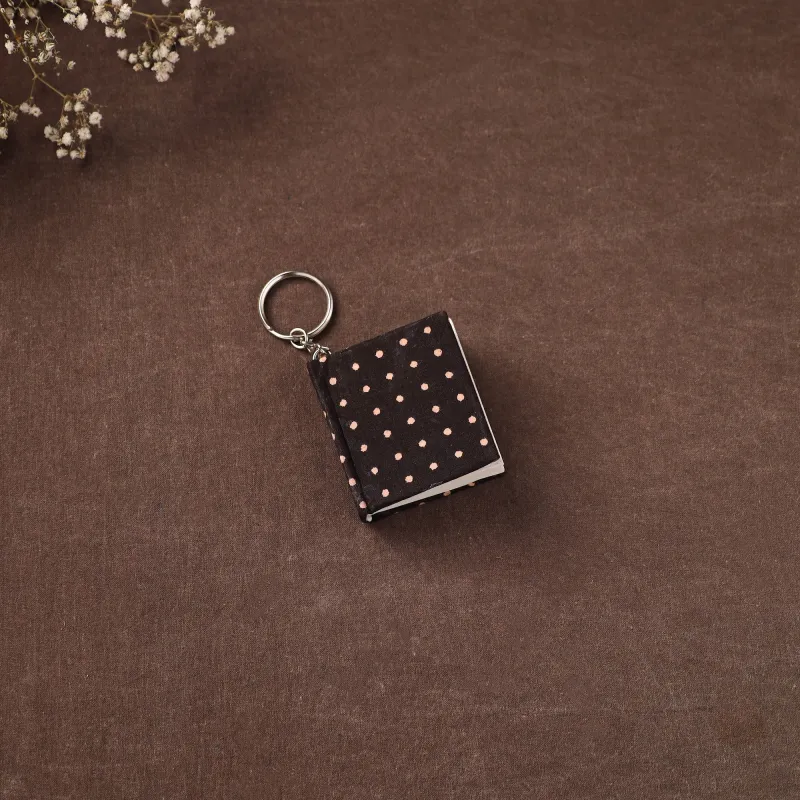 Mini Diary Keychain in Floral Prints Cover 18 made by Itokri