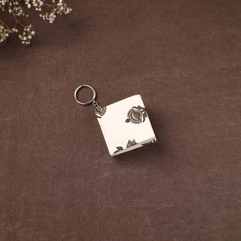 Mini Diary Keychain in Floral Prints Cover 04 made by Itokri