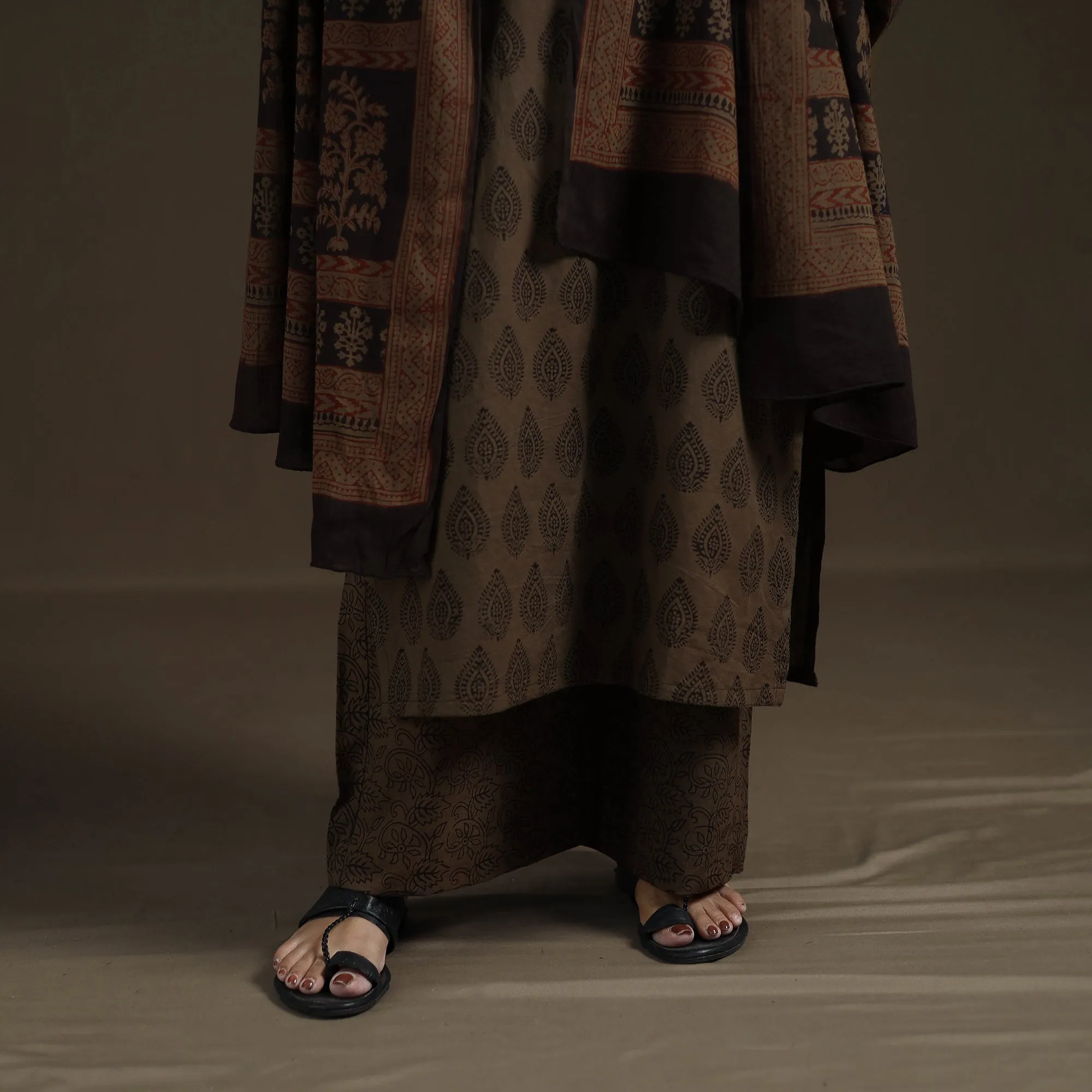 Natural Dyed Hand Block Bagh Print Cotton Suit Set with Dupatta for Women 23 sold by Itokri product image thumbnail 5