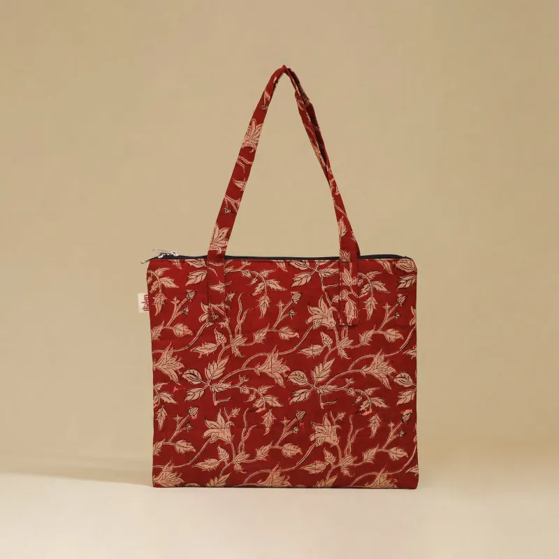 Red - Handcrafted Quilted Handbag 08 made by Itokri