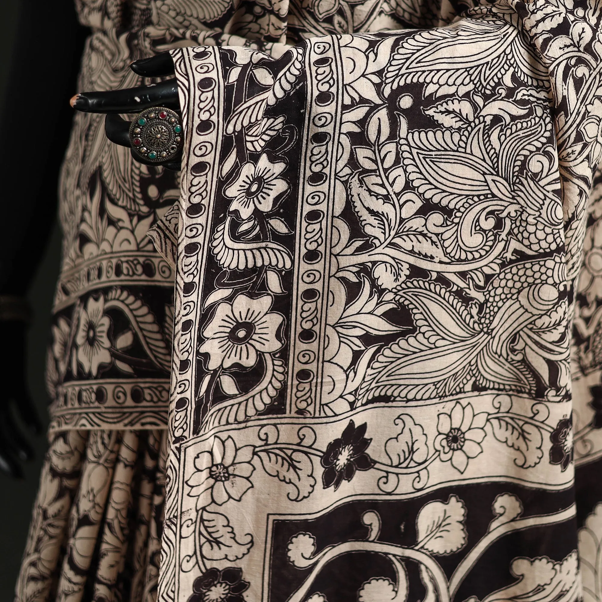 Beige - Kalamkari Printed Cotton Saree 49 sold by Itokri product image thumbnail 3